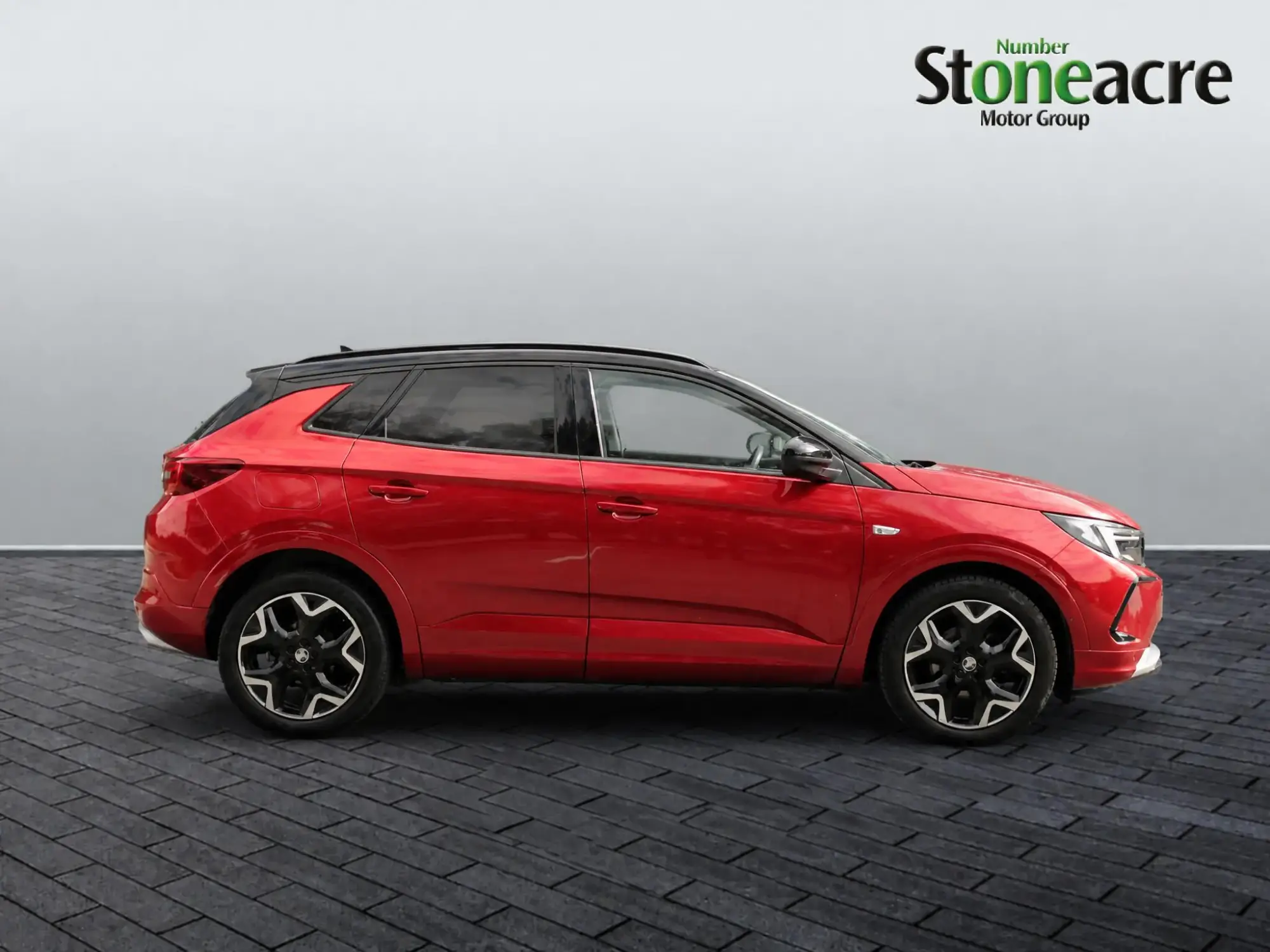 Vauxhall Grandland Image 2
