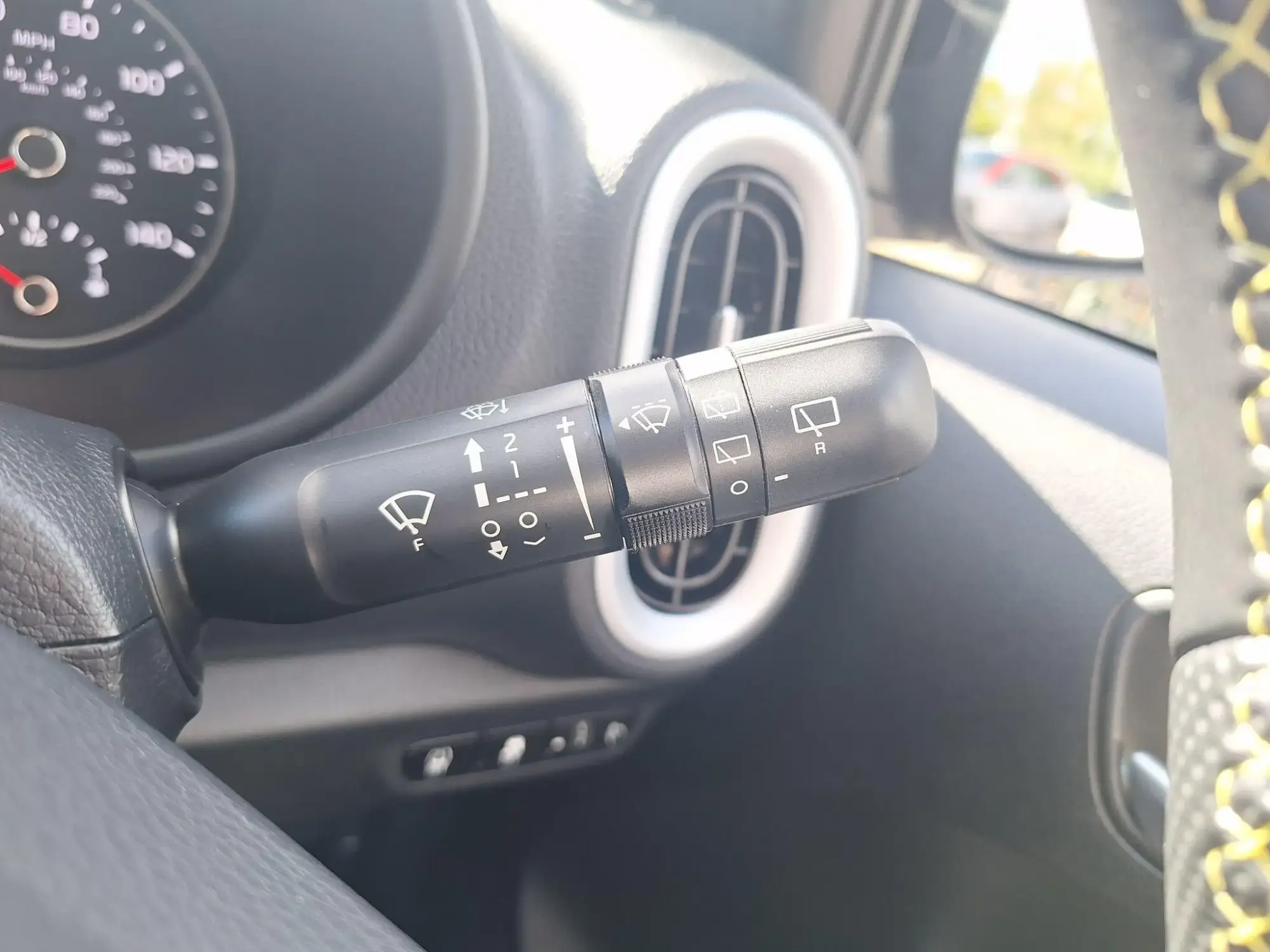 Kia Picanto Image 16 Kia Picanto Image 16