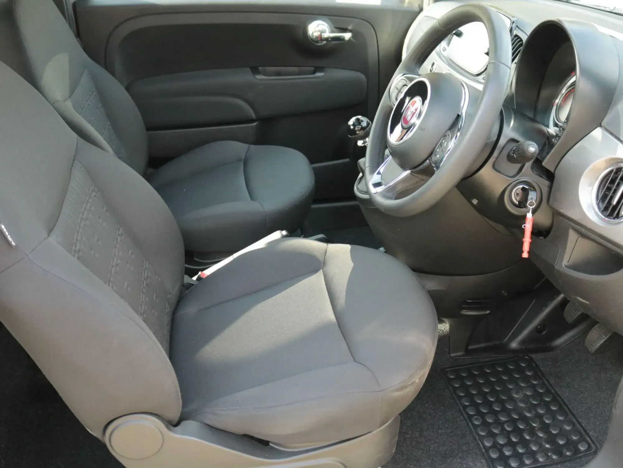 Fiat 500 Hybrid Image 12 Fiat 500 Hybrid Image 12