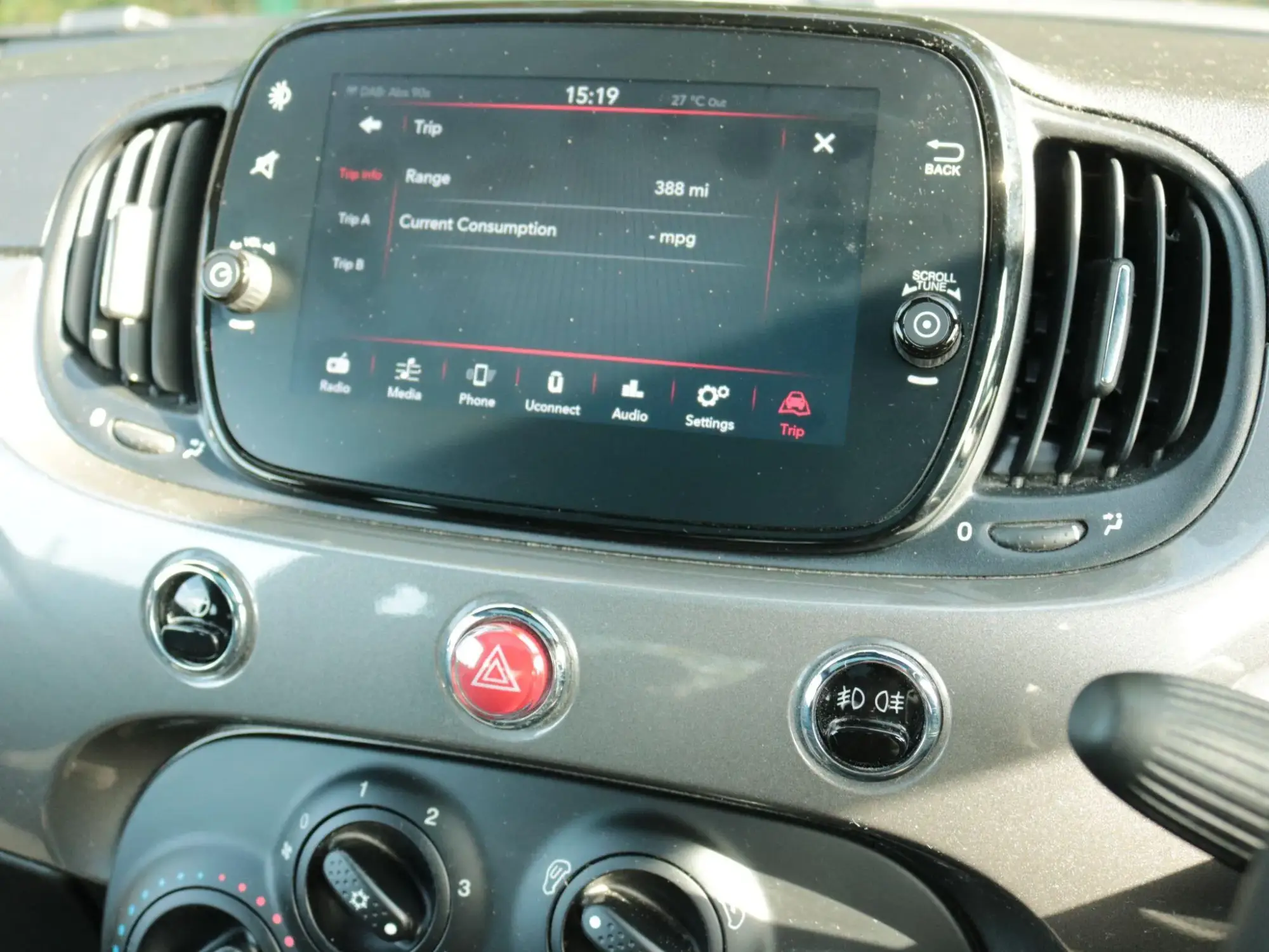 Fiat 500 Hybrid Image 20 Fiat 500 Hybrid Image 20
