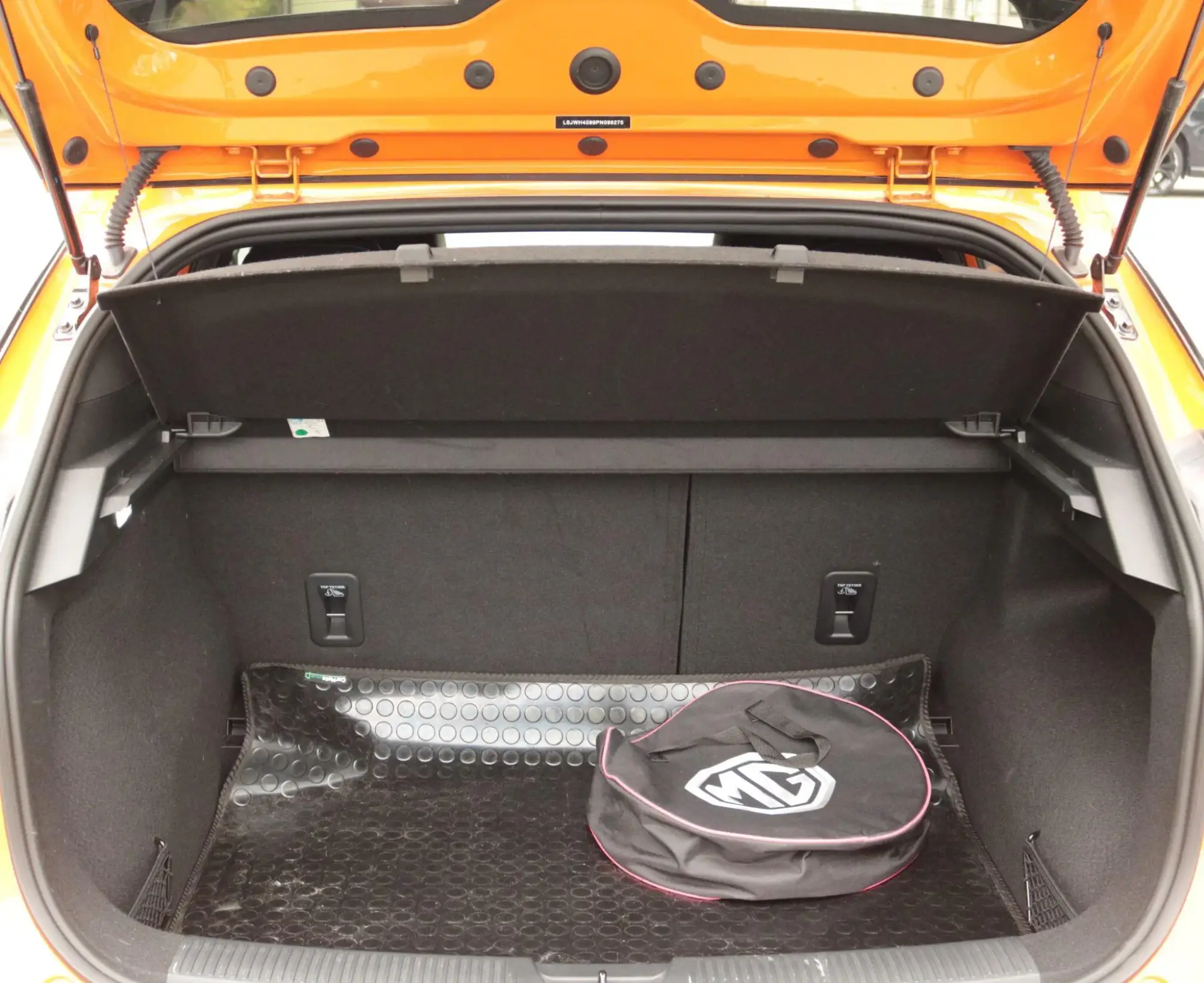 MG4 EV Image 12