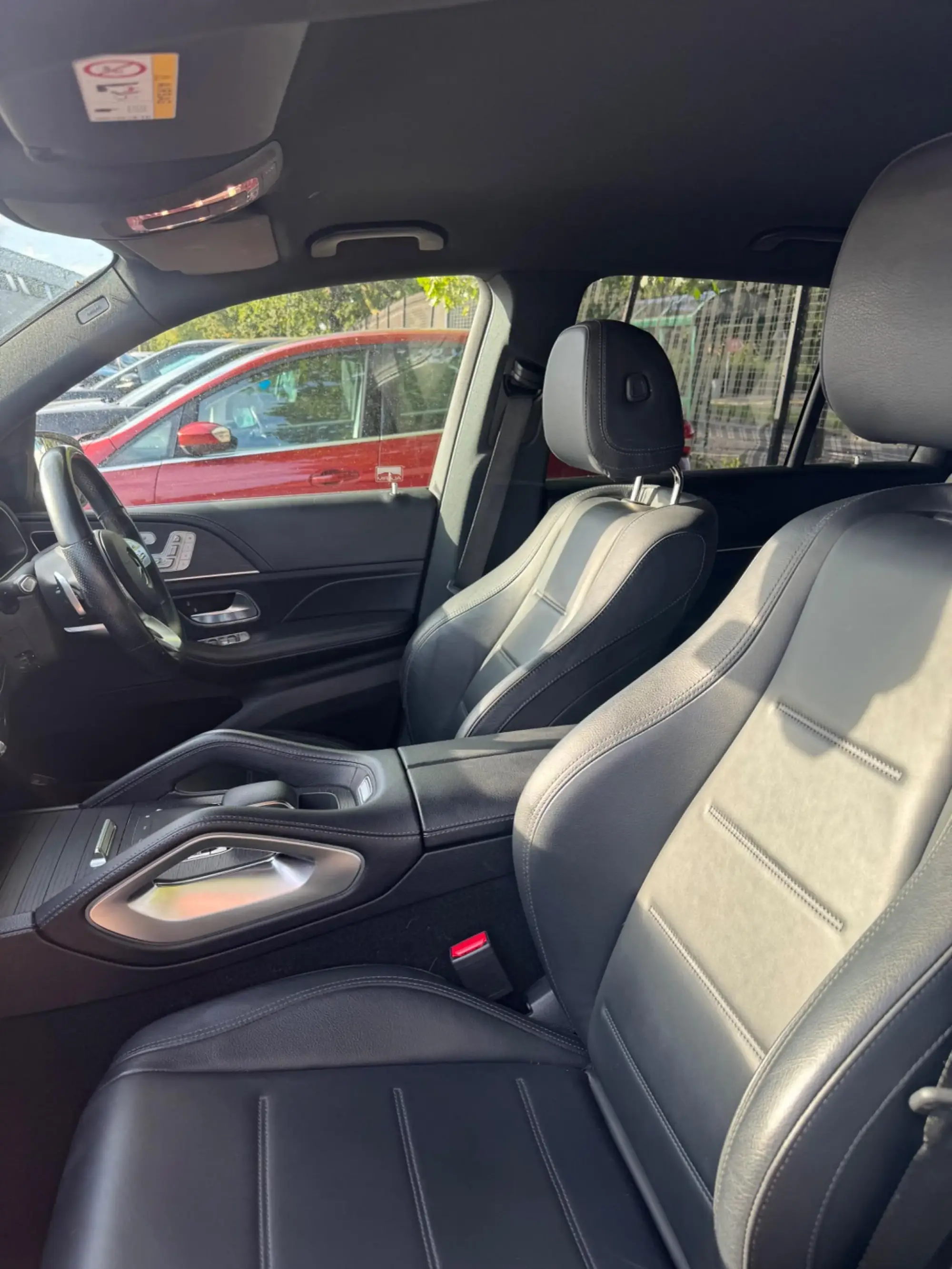 Mercedes-Benz GLE Image 21