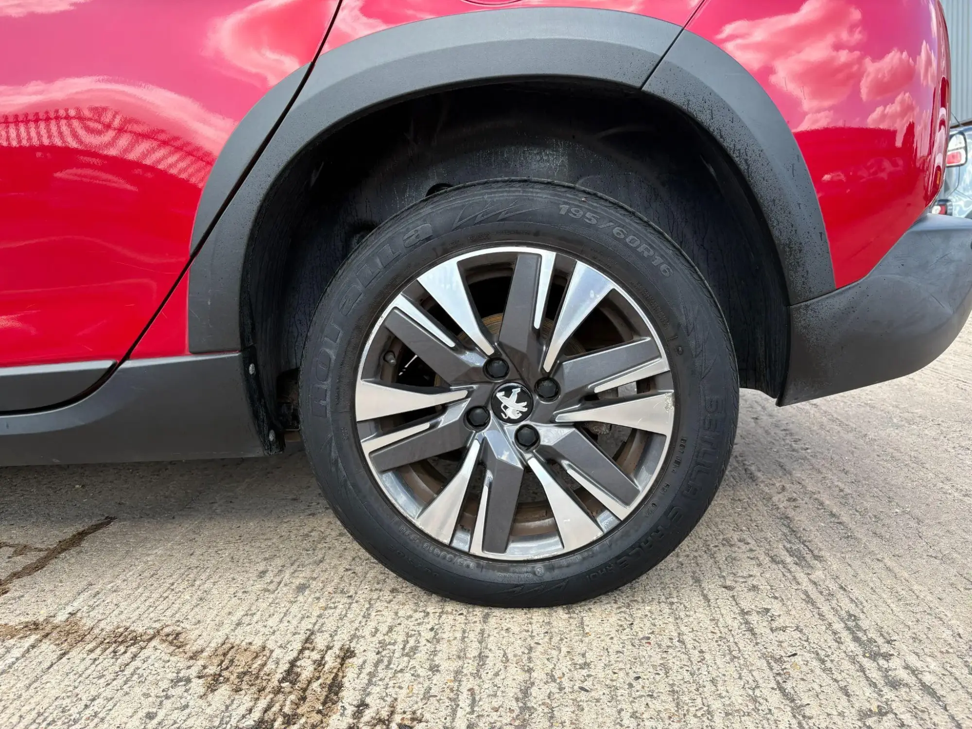 Peugeot 2008 Image 9 Peugeot 2008 Image 9