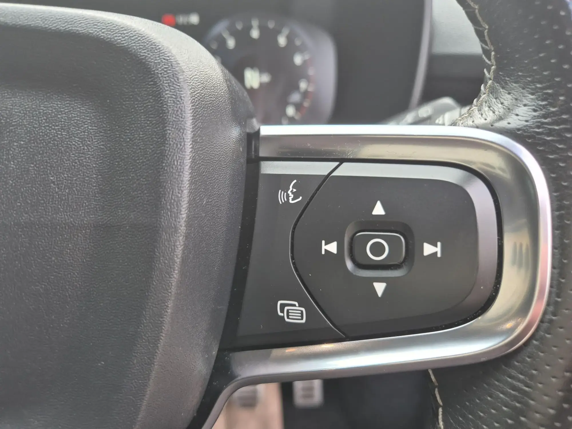 Volvo XC40 Image 21