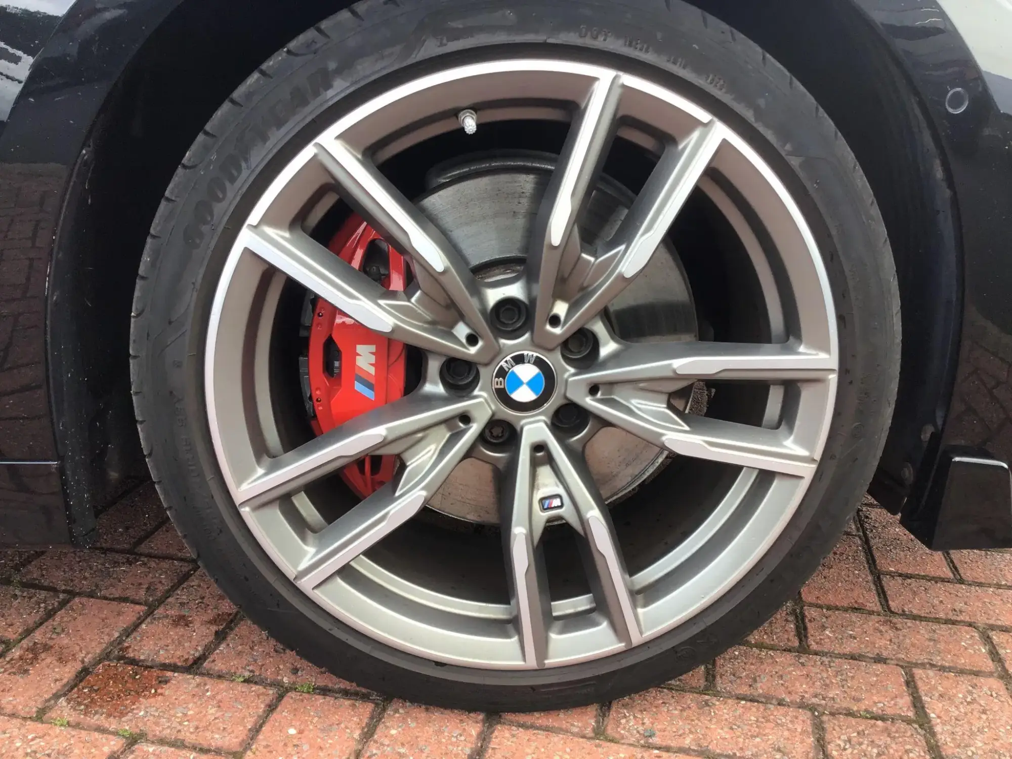 BMW 3 Series Image 9