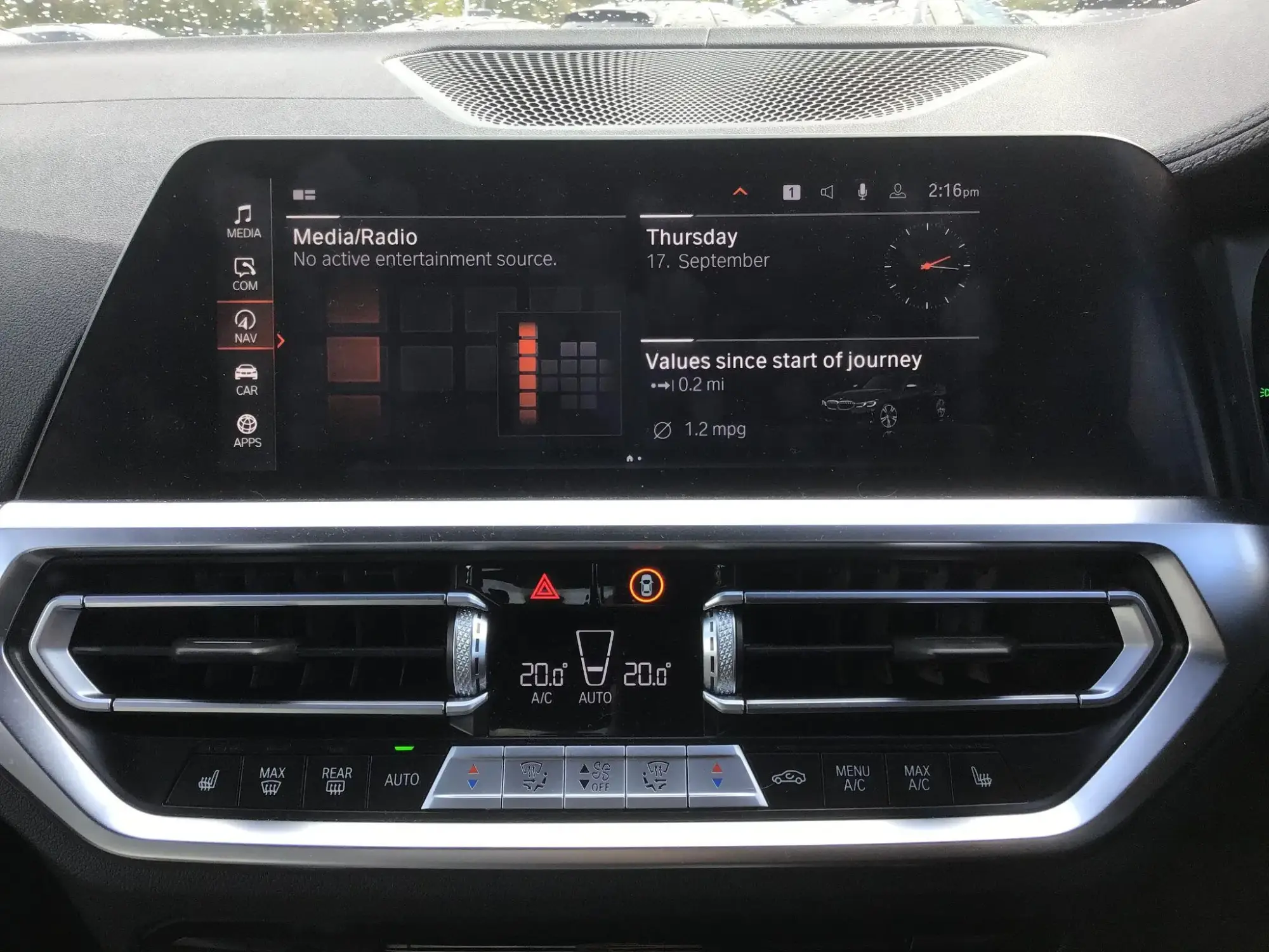 BMW 3 Series Image 16