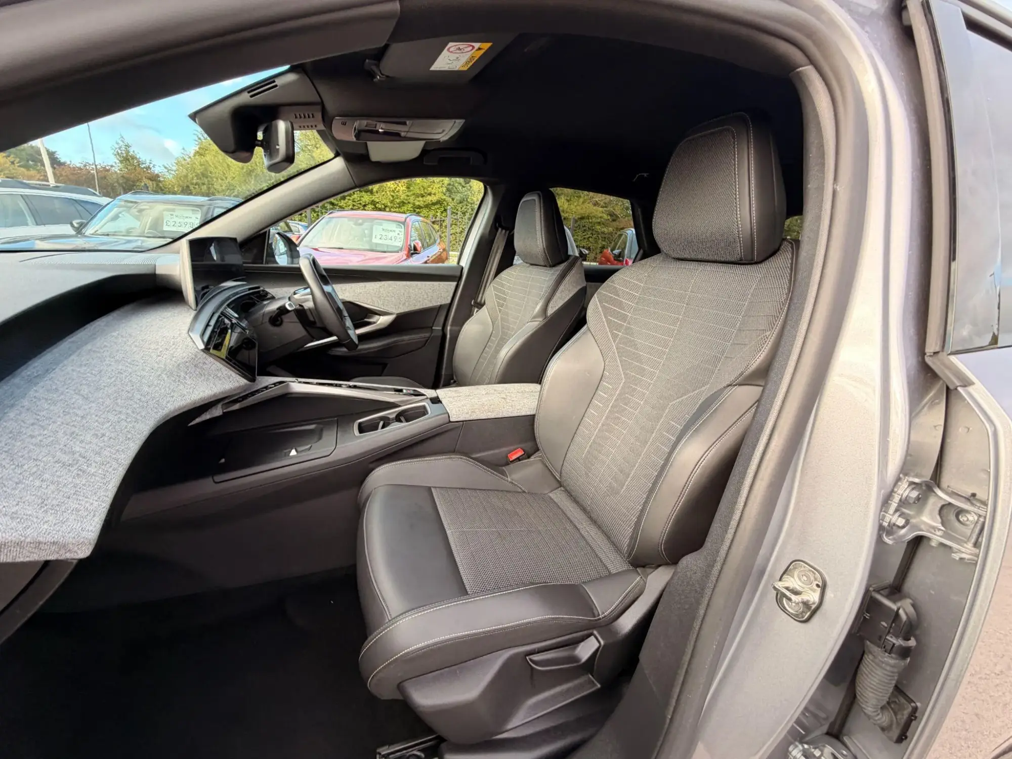 Peugeot 3008 Image 13