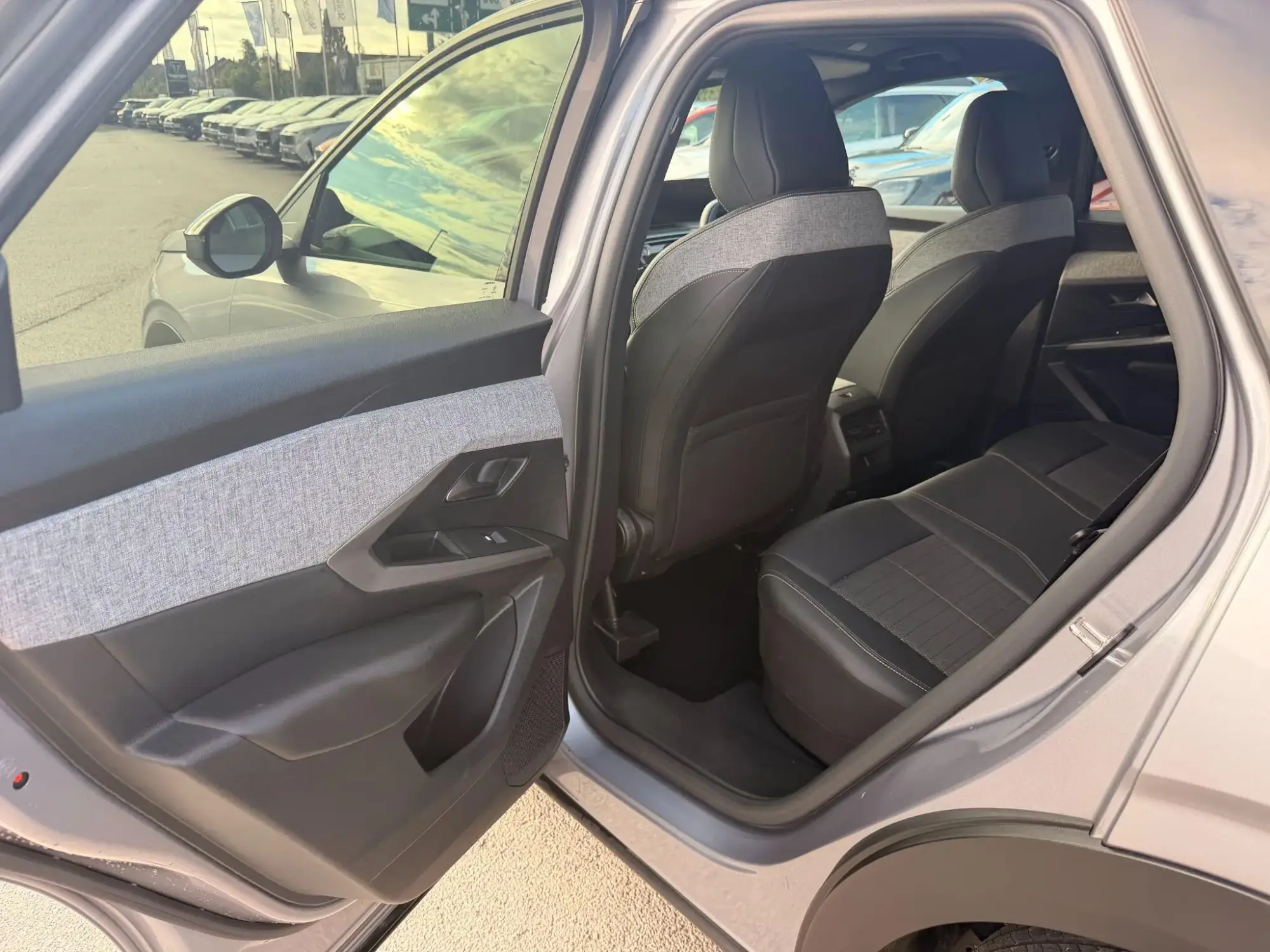 Peugeot 3008 Image 16