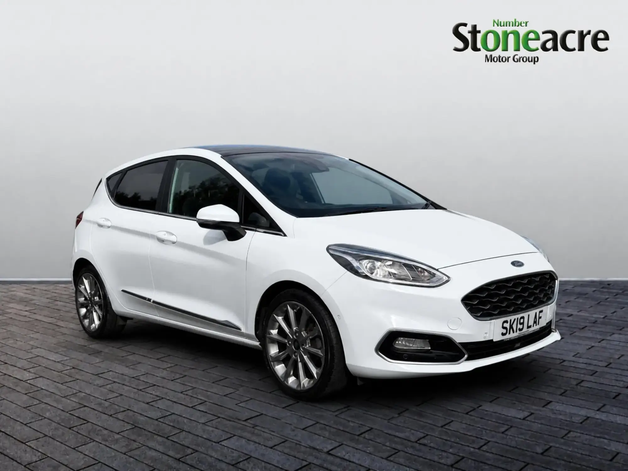 Ford Fiesta 1.0T EcoBoost Vignale Euro 6 (s/s) 5dr SK19LAF Image 1 Ford Fiesta 1.0T EcoBoost Vignale Euro 6 (s/s) 5dr SK19LAF Image 1