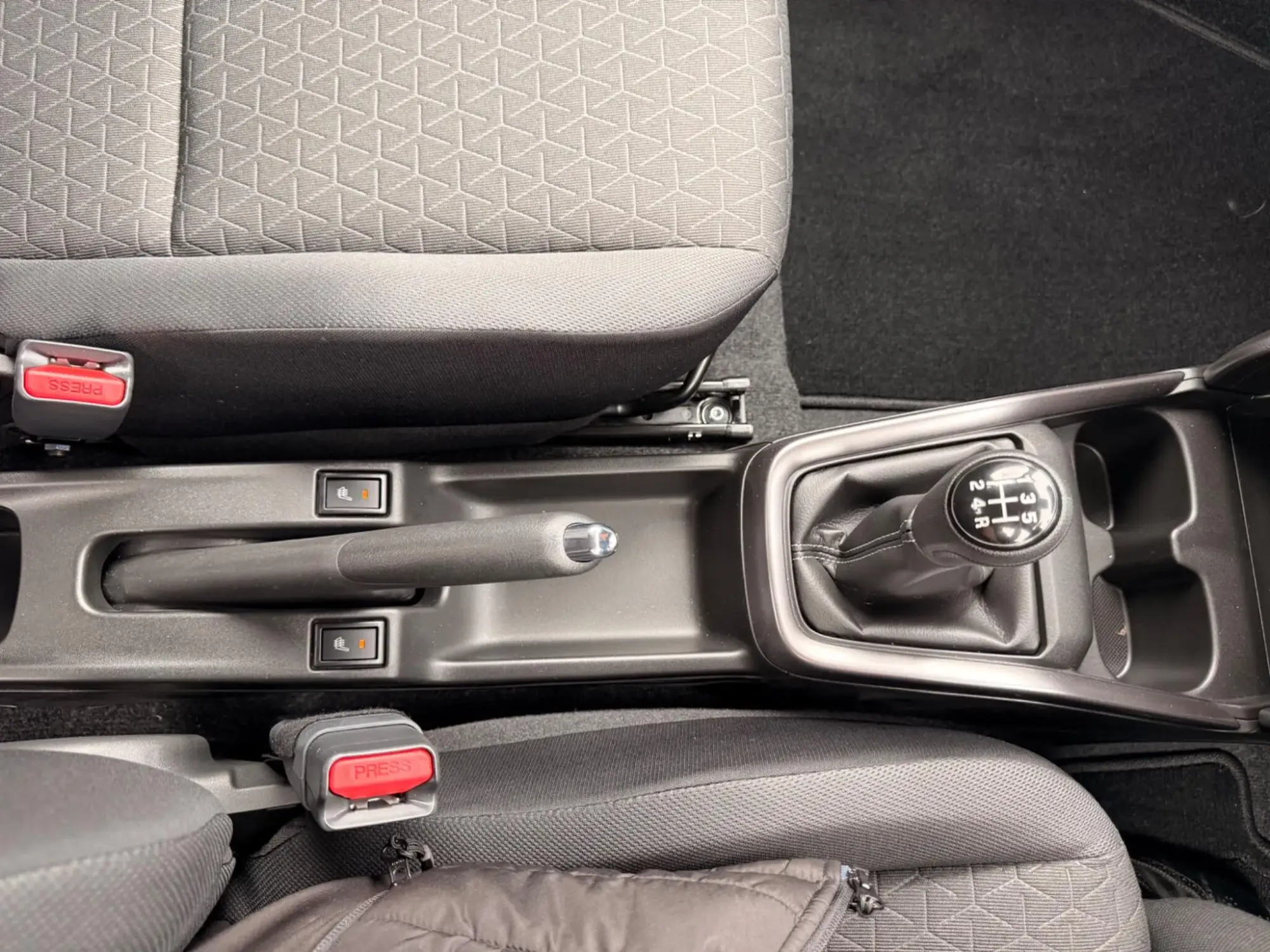 Suzuki Swift Image 9 Suzuki Swift Image 9