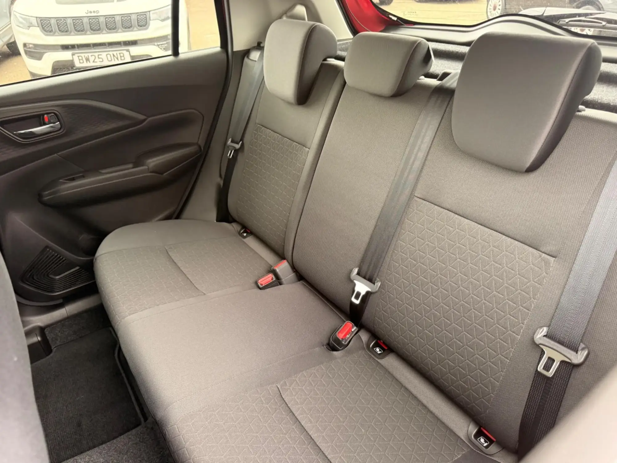 Suzuki Swift Image 13 Suzuki Swift Image 13