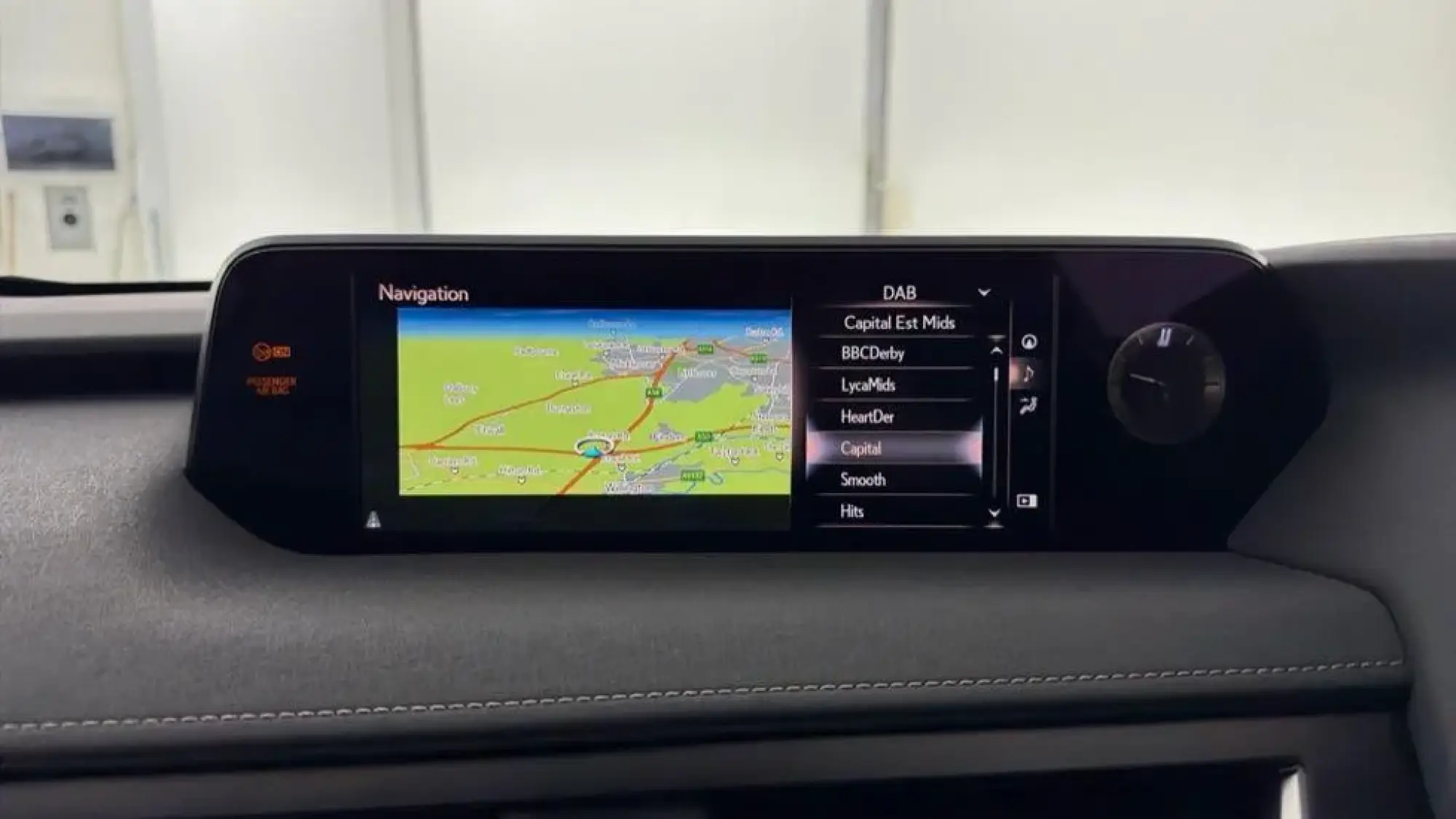 Lexus UX Image 17