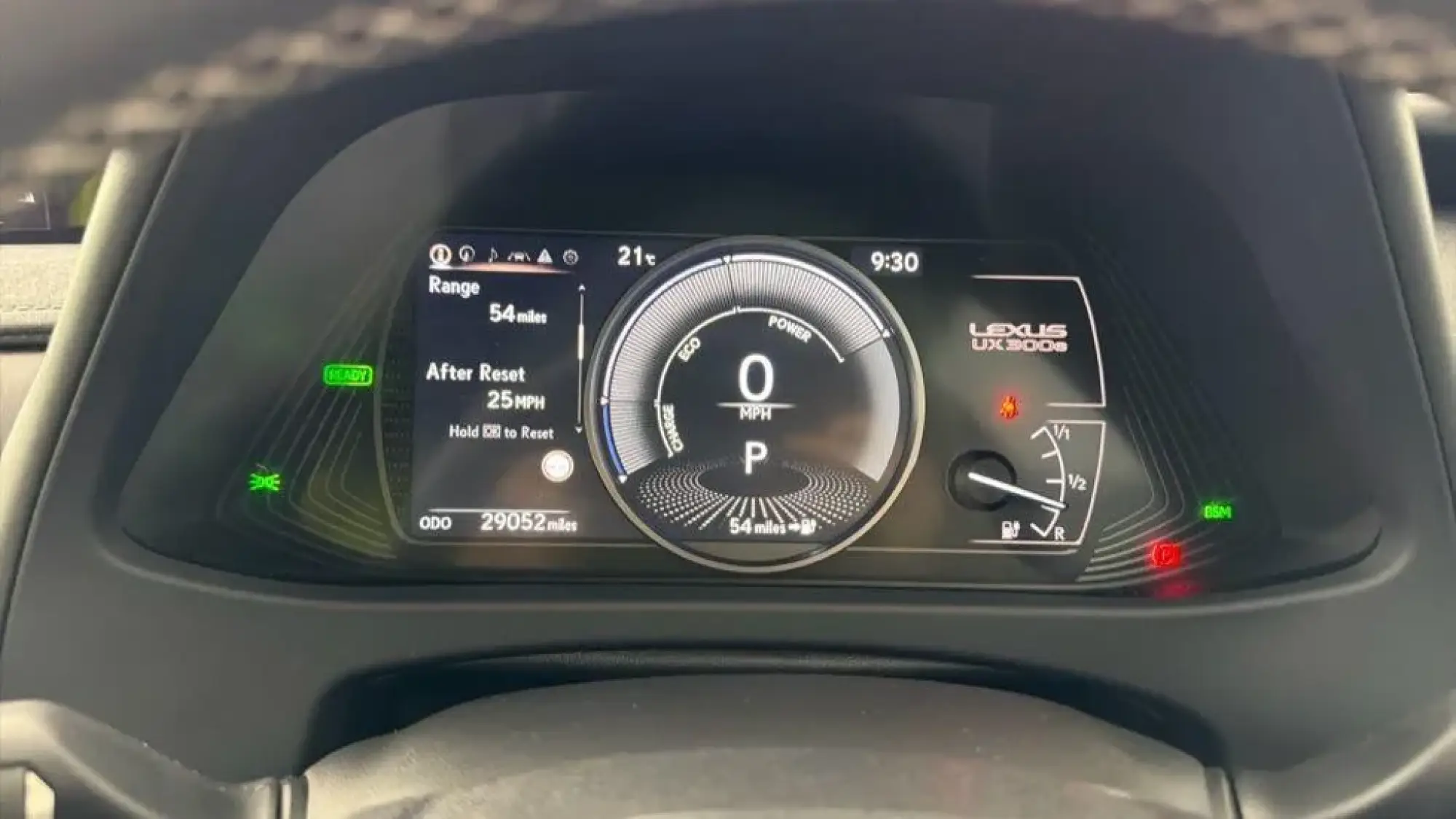 Lexus UX Image 18