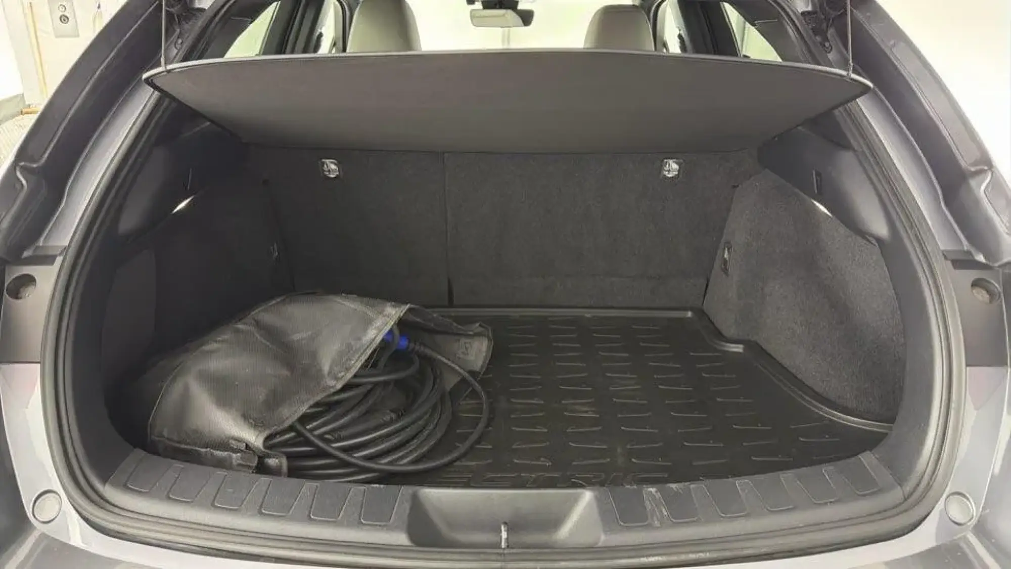 Lexus UX Image 19