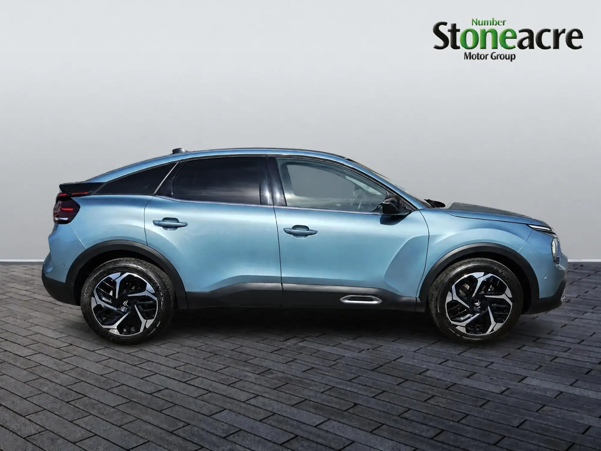 Citroen C4 Image 2