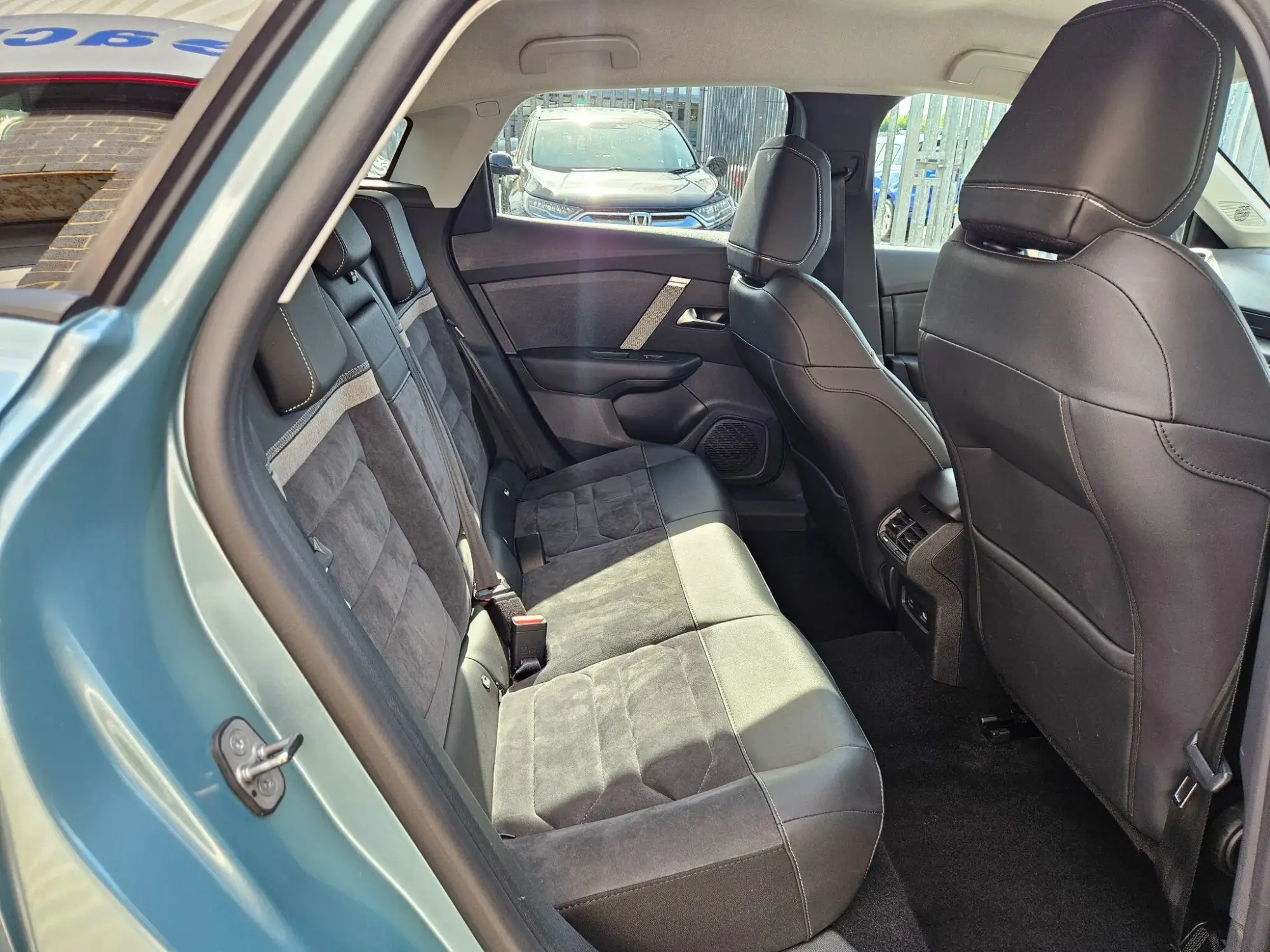 Citroen C4 Image 13