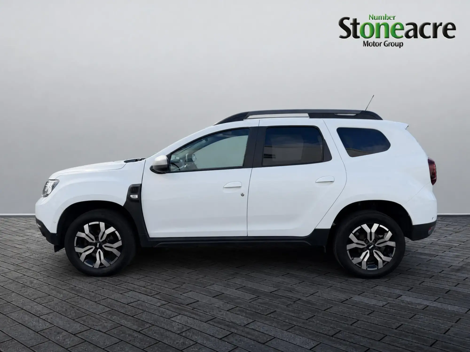 Dacia Duster Image 4 Dacia Duster Image 4