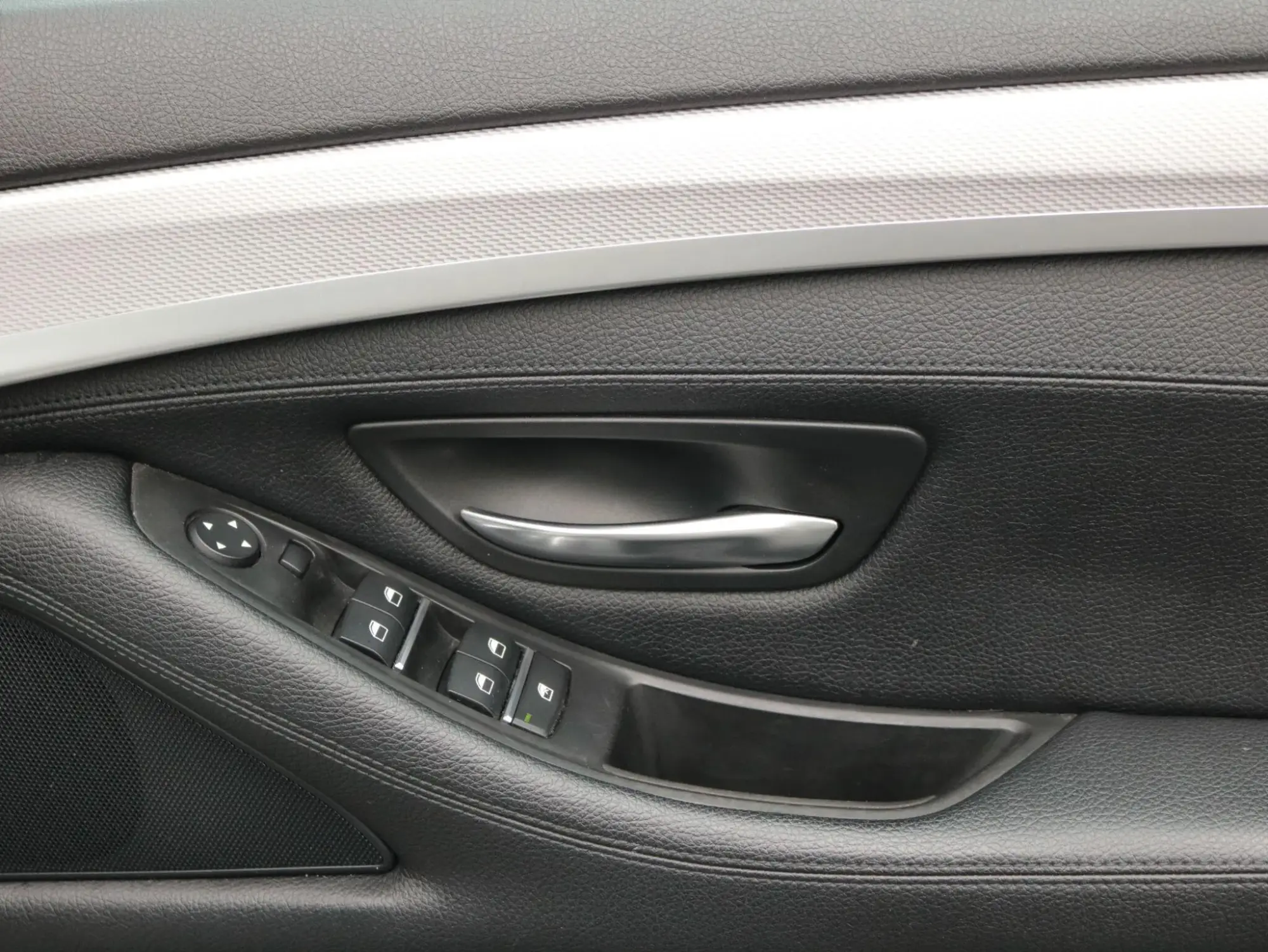 BMW 5 Series Image 26 BMW 5 Series Image 26