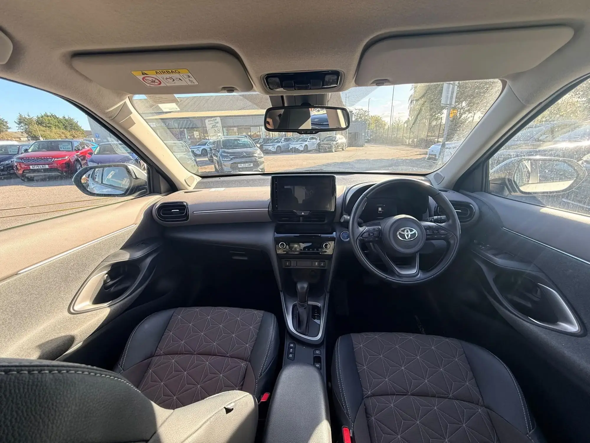 Toyota Yaris Cross Hybrid Image 11