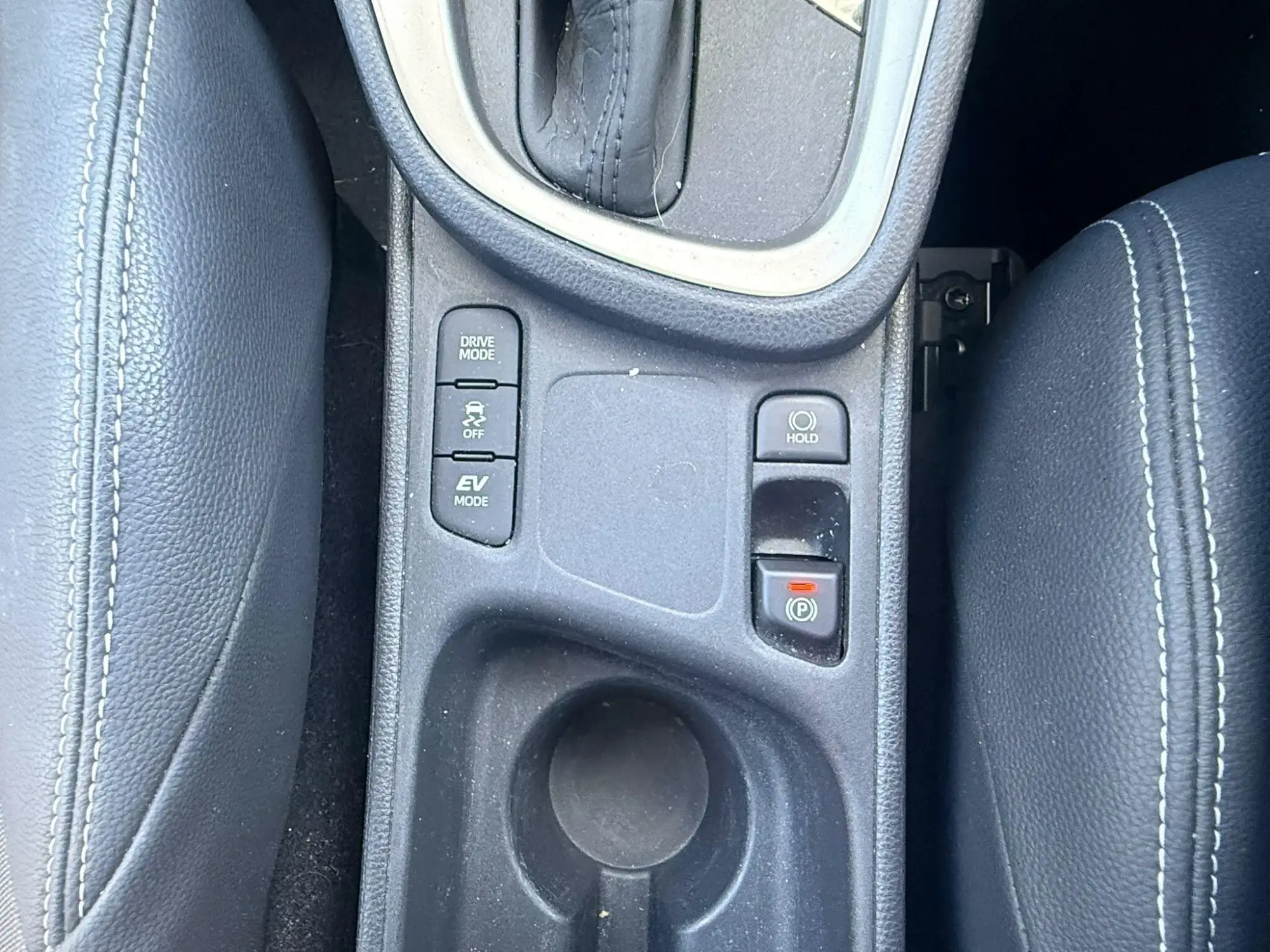 Toyota Yaris Cross Hybrid Image 17