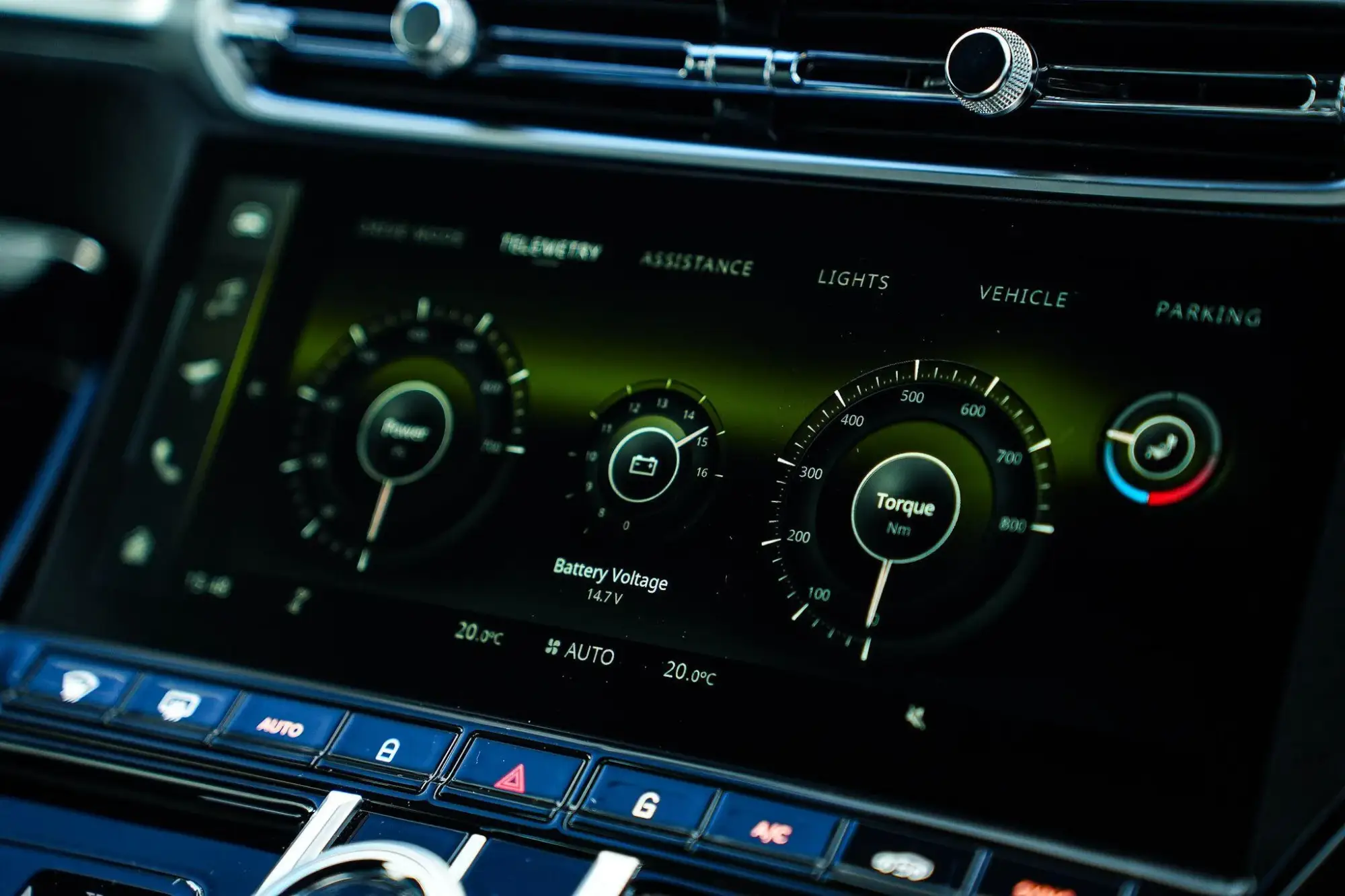 Aston Martin Vantage Image 20