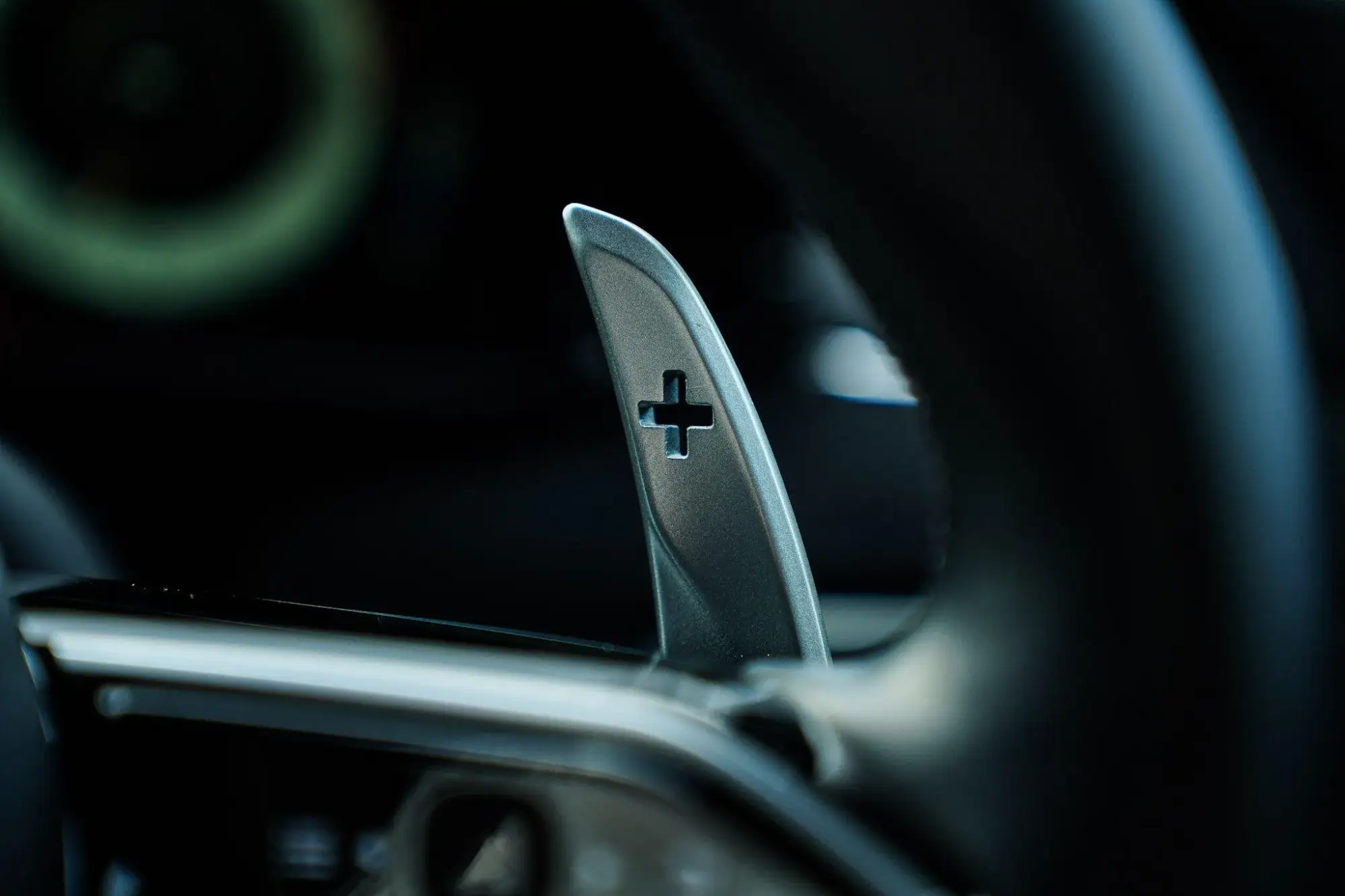 Aston Martin Vantage Image 26