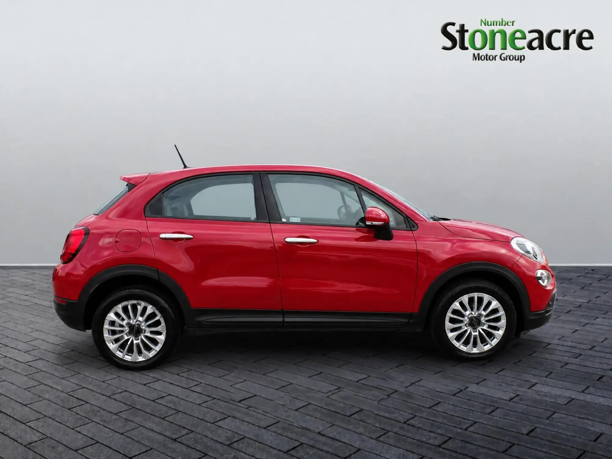 Fiat 500X 1.0 City Cross 5dr YM20MKK Image 2 Fiat 500X 1.0 City Cross 5dr YM20MKK Image 2