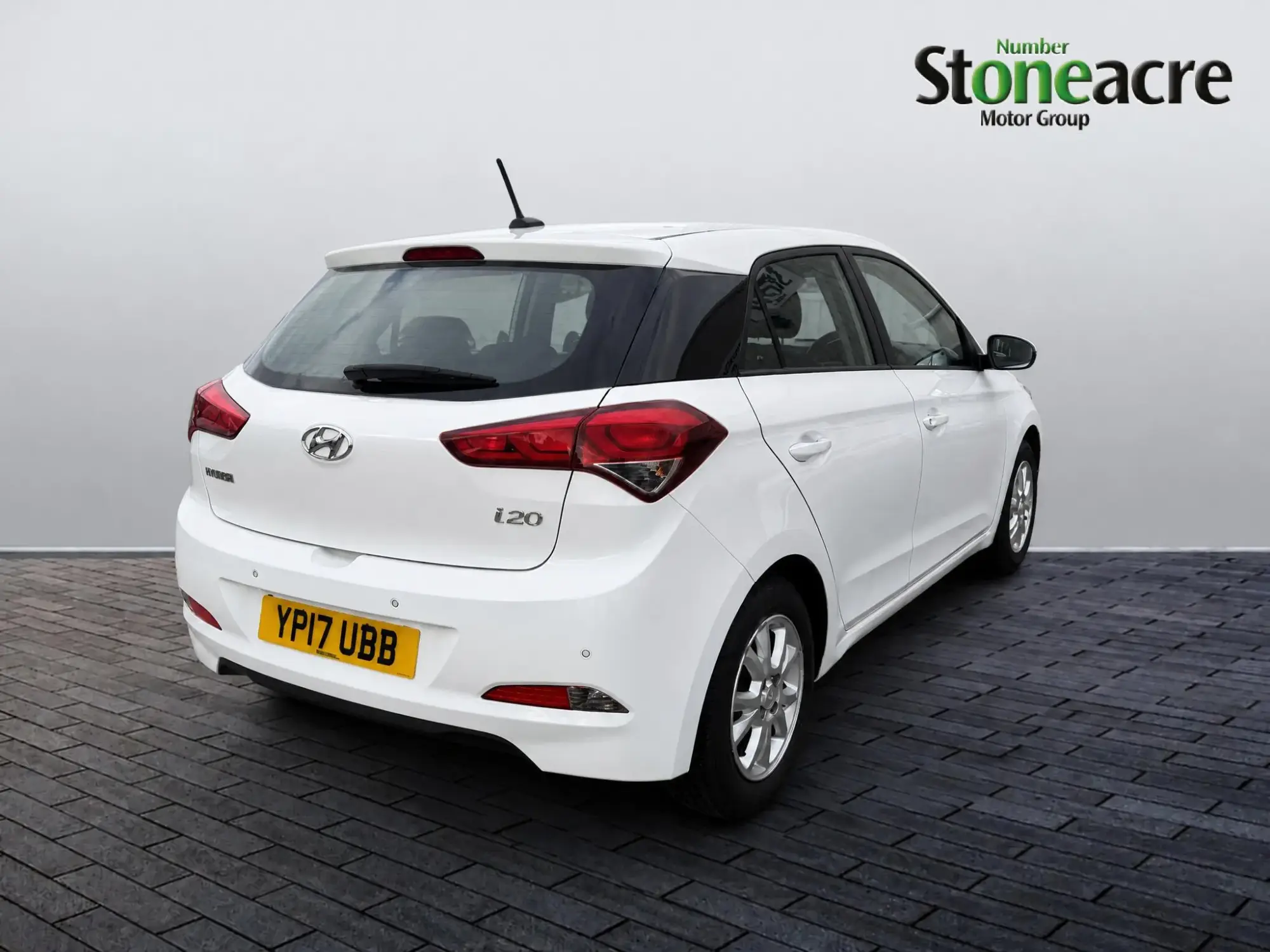 Hyundai i20 Image 4 Hyundai i20 Image 4