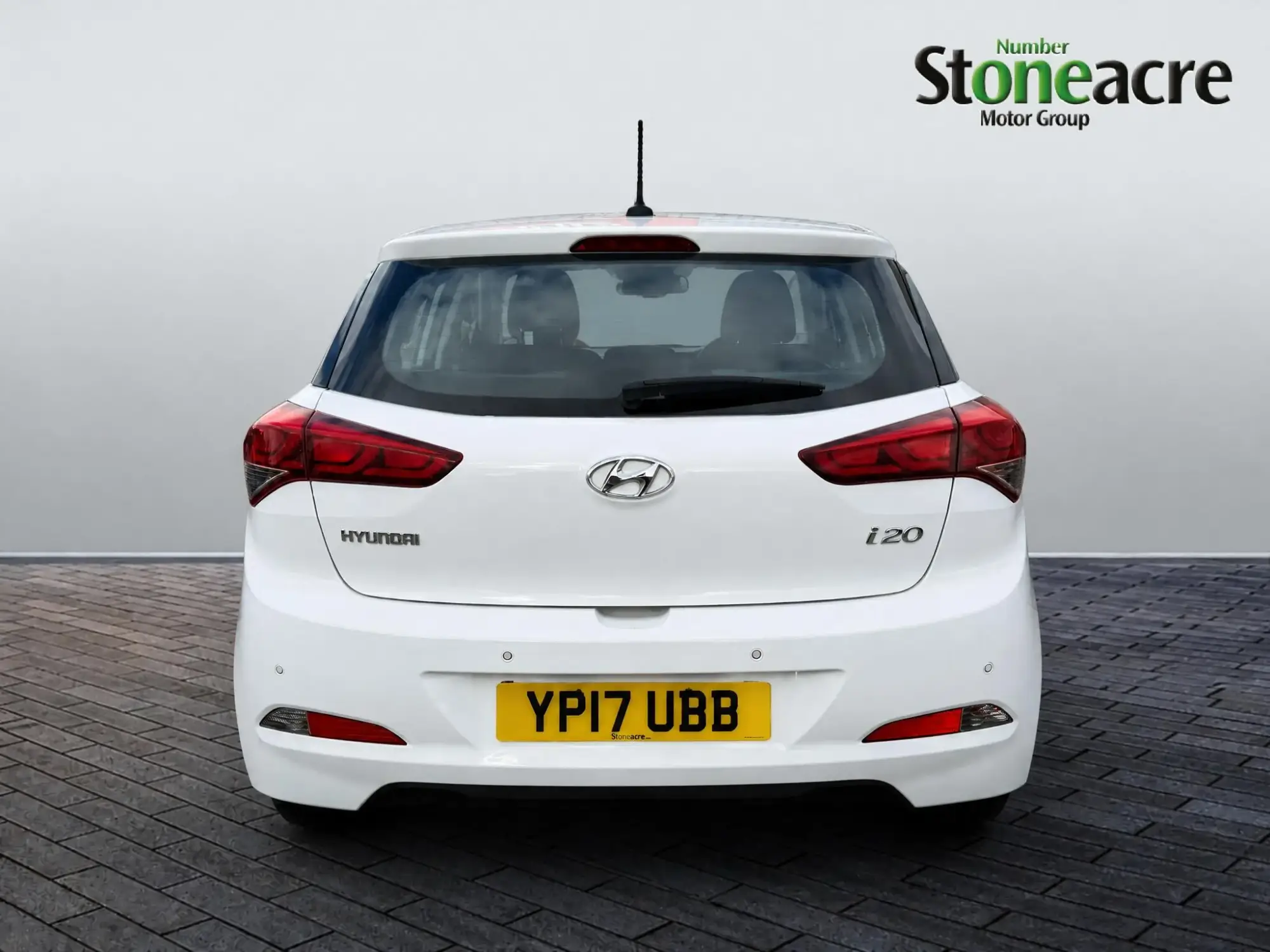 Hyundai i20 Image 6 Hyundai i20 Image 6