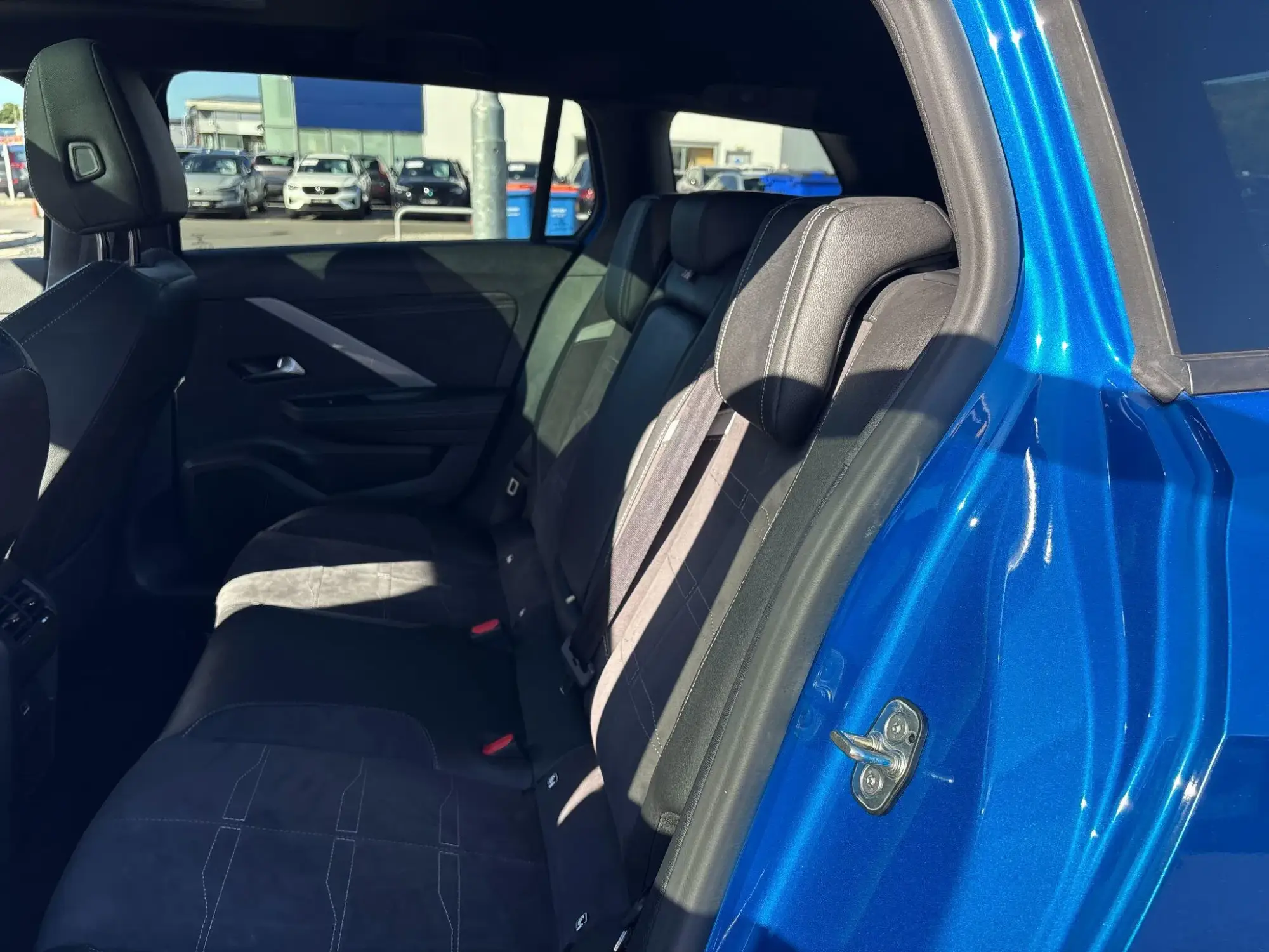 Vauxhall Astra Image 36