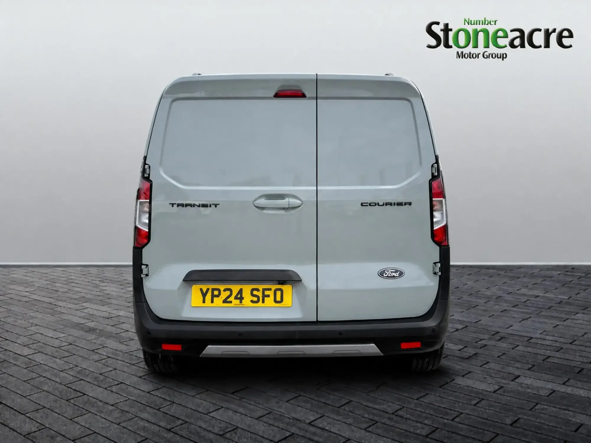 Ford Transit Courier Image 6 Ford Transit Courier Image 6