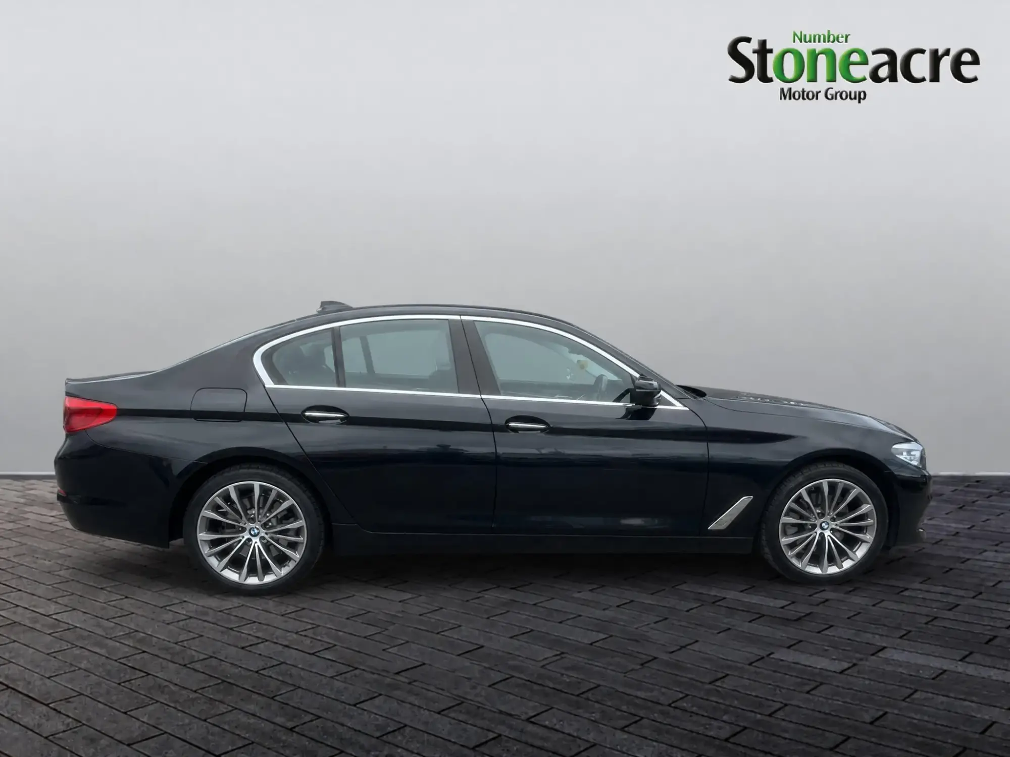 BMW 5 Series Image 7 BMW 5 Series Image 7