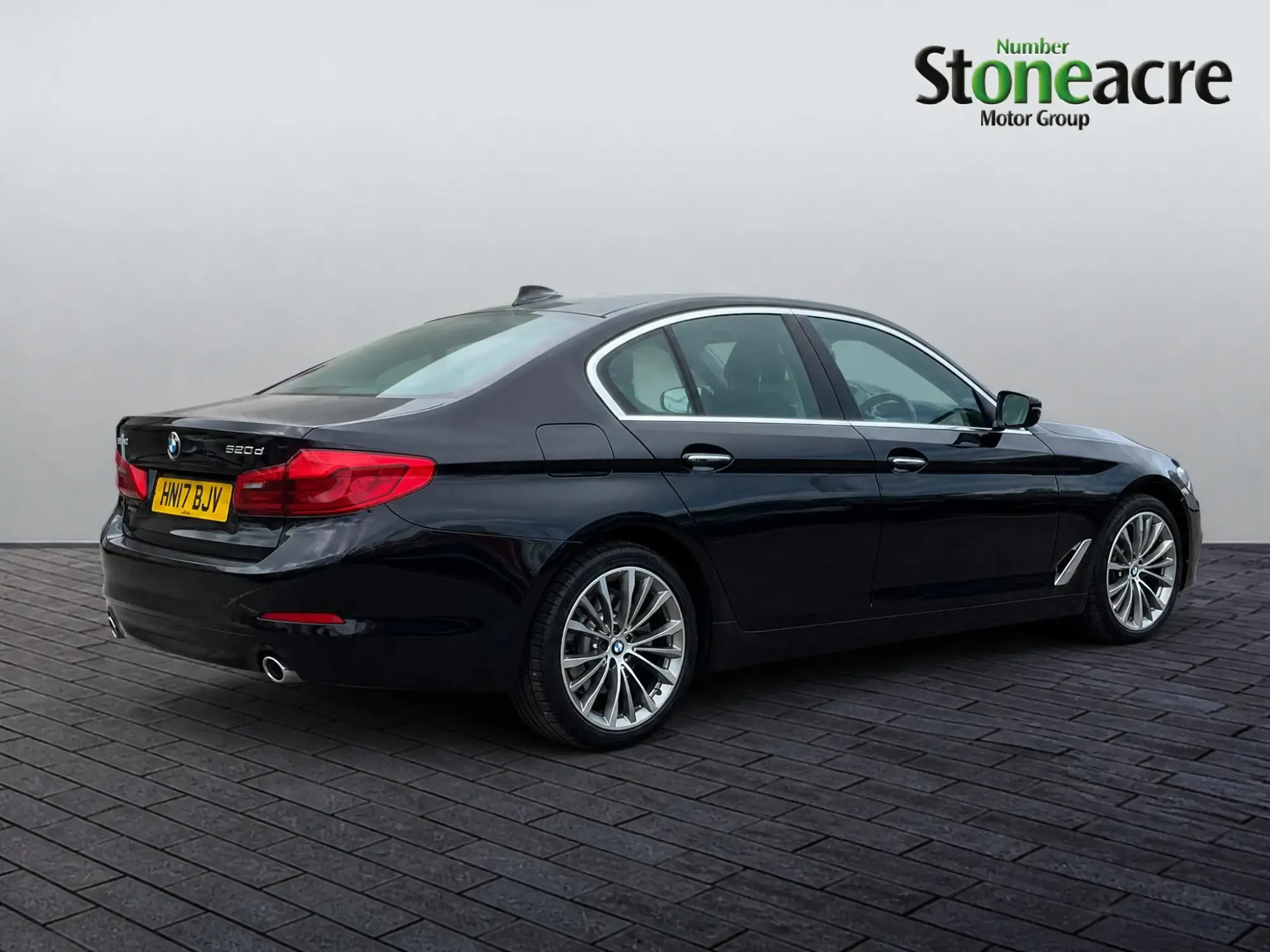 BMW 5 Series Image 8 BMW 5 Series Image 8