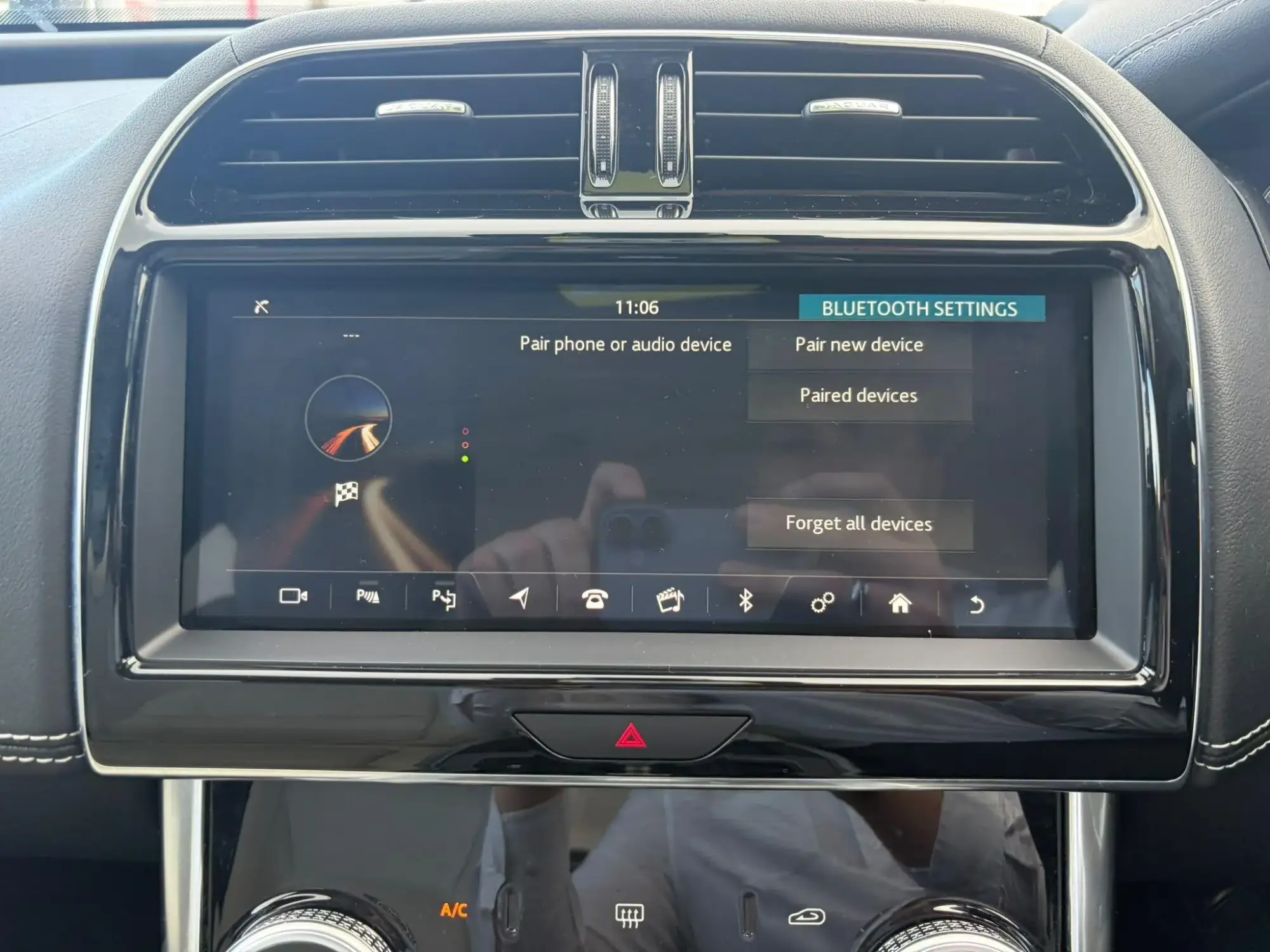 Jaguar XE Image 31