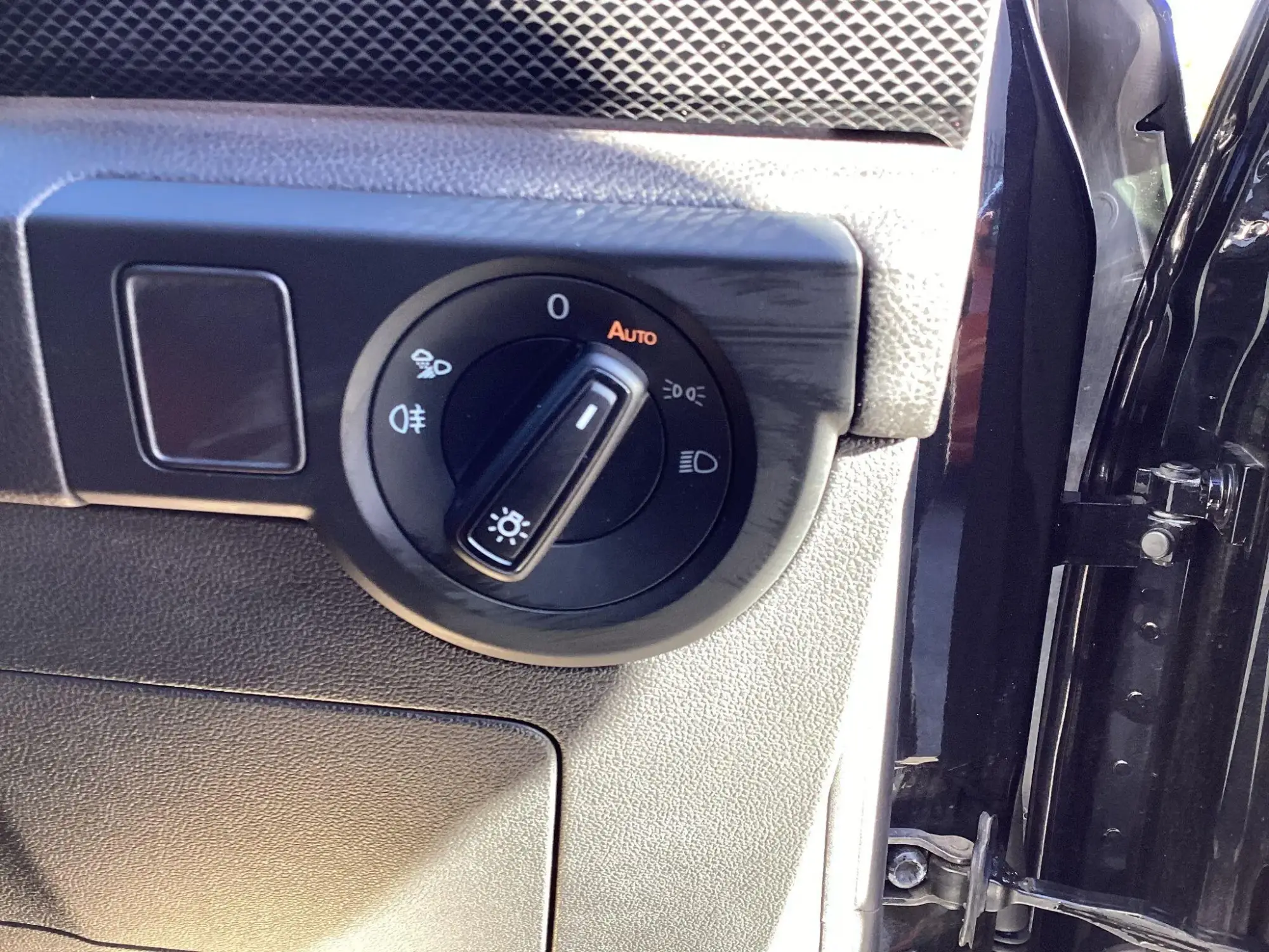 Volkswagen T-Cross Image 10
