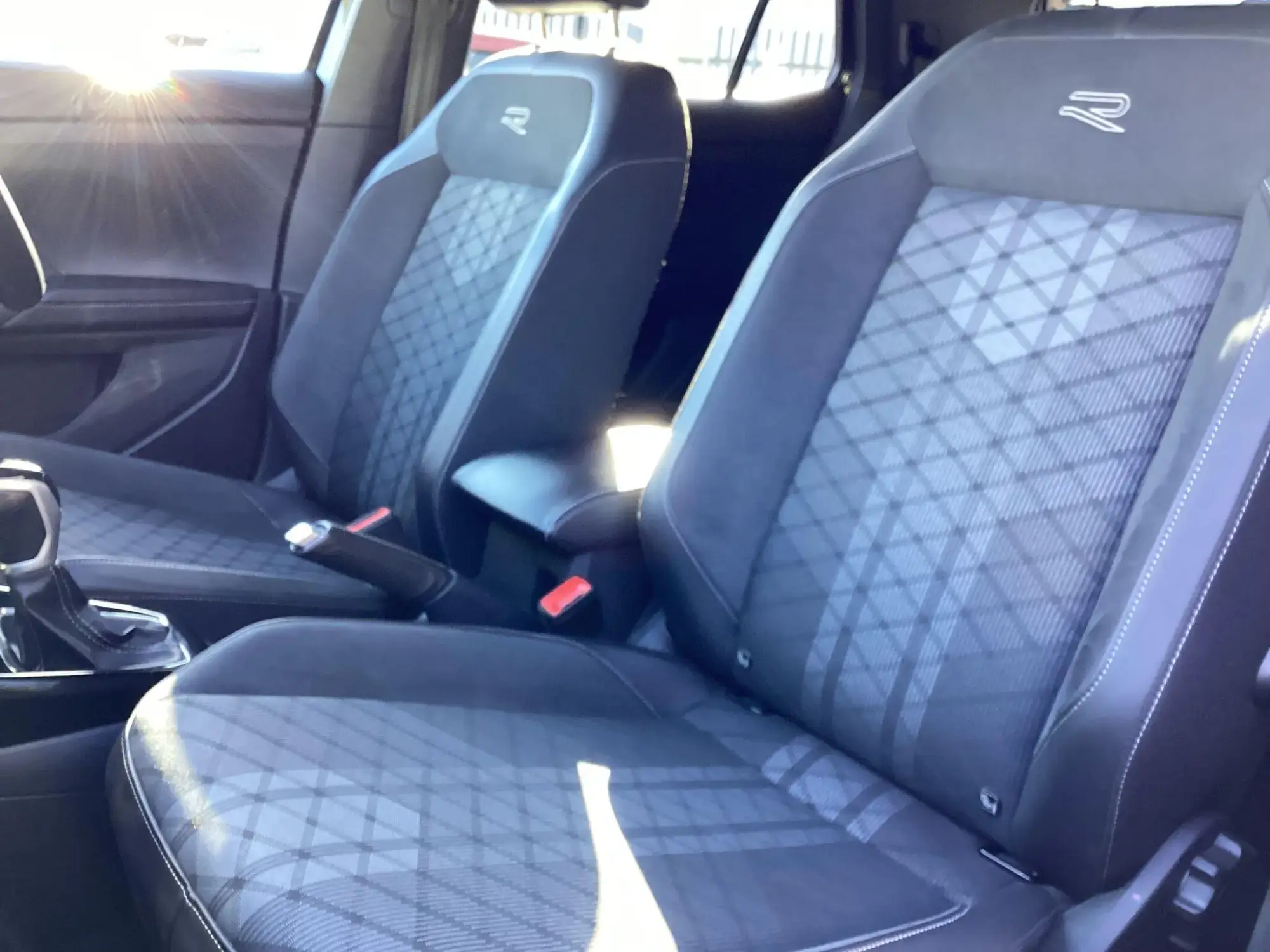 Volkswagen T-Cross Image 30