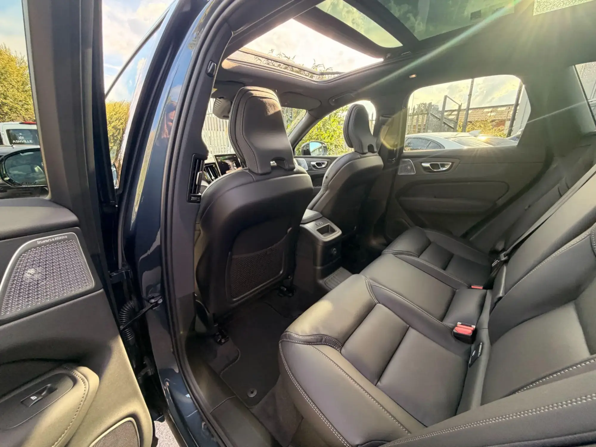 Volvo XC60 Image 14 Volvo XC60 Image 14