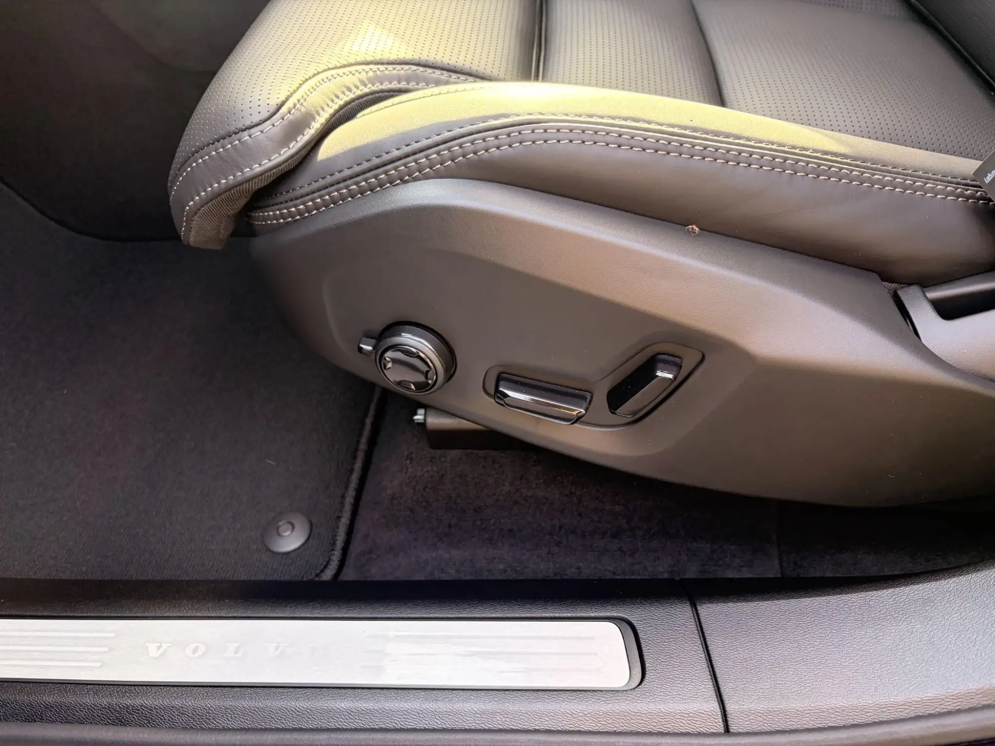 Volvo XC60 Image 27 Volvo XC60 Image 27