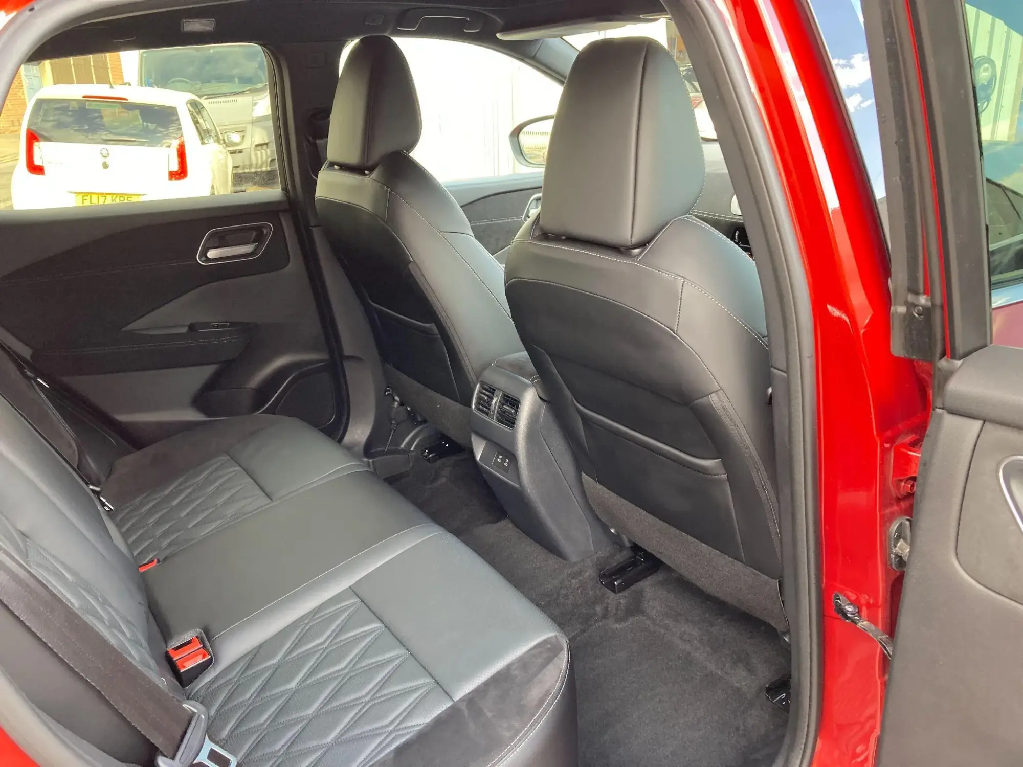 Nissan Qashqai Image 34 Nissan Qashqai Image 34