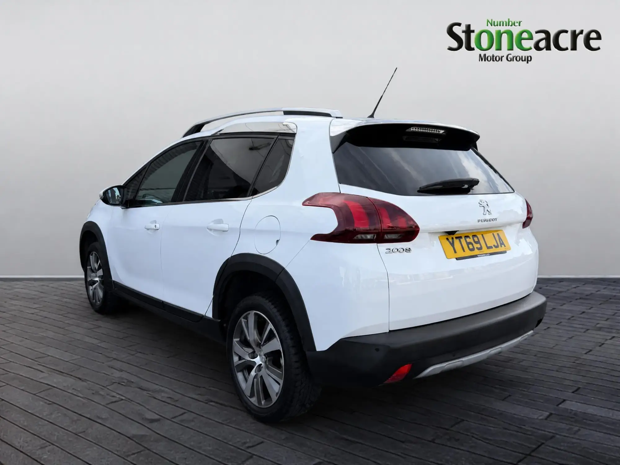 Peugeot 2008 Image 5