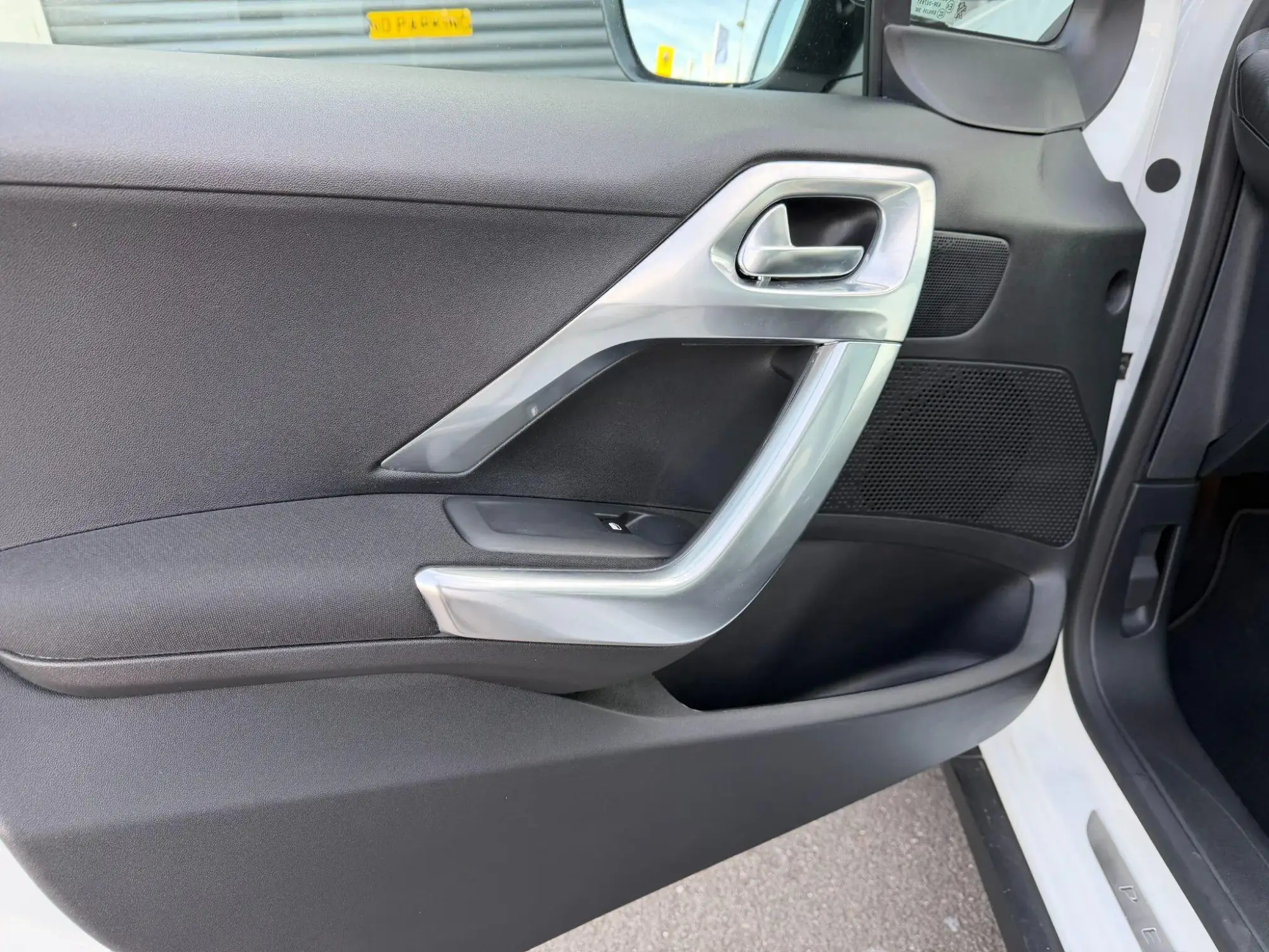 Peugeot 2008 Image 24