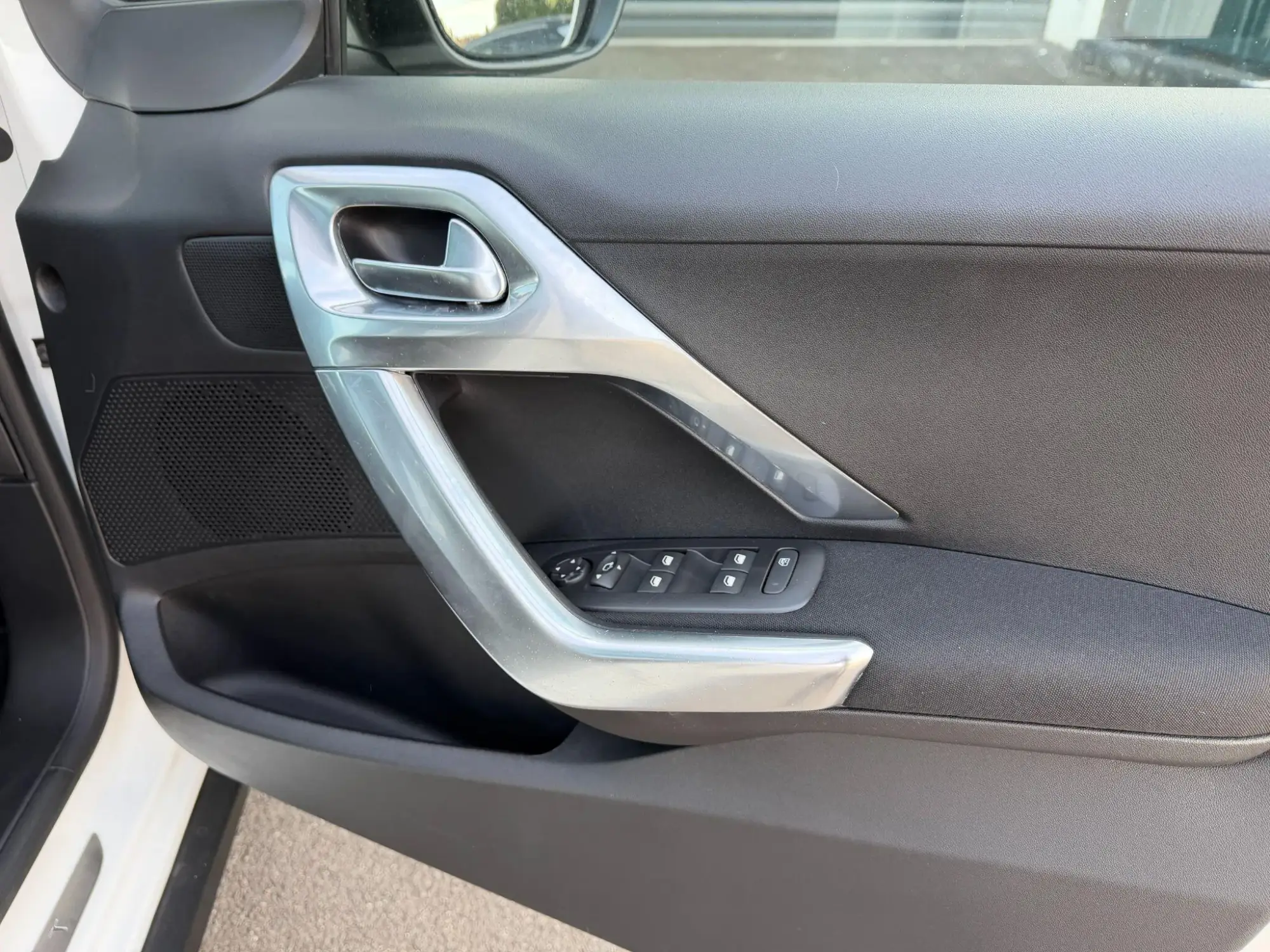 Peugeot 2008 Image 25