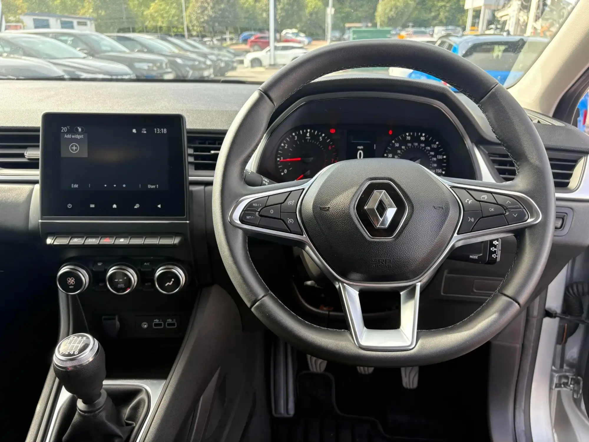 Renault Captur Image 11 Renault Captur Image 11