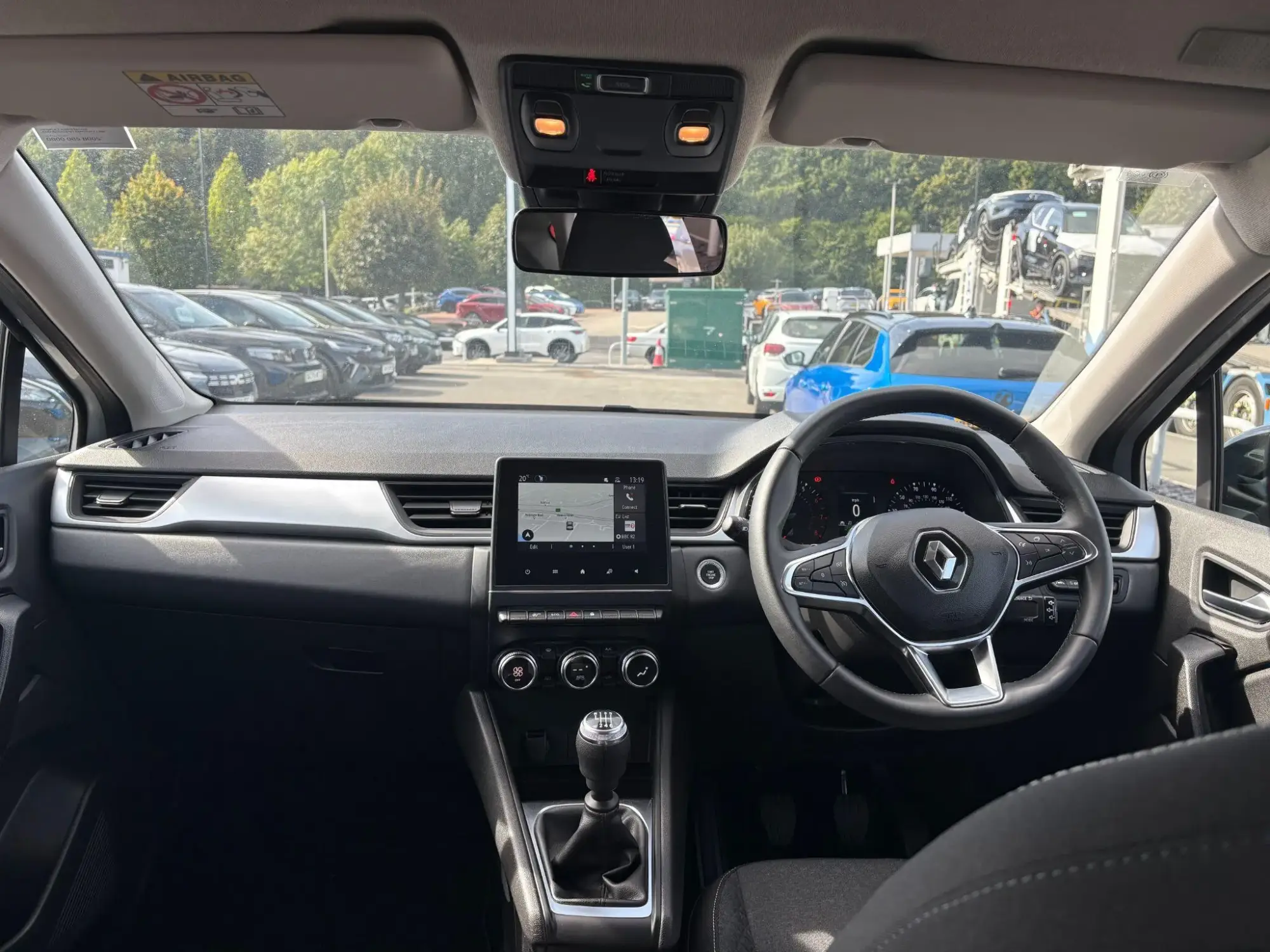 Renault Captur Image 12 Renault Captur Image 12