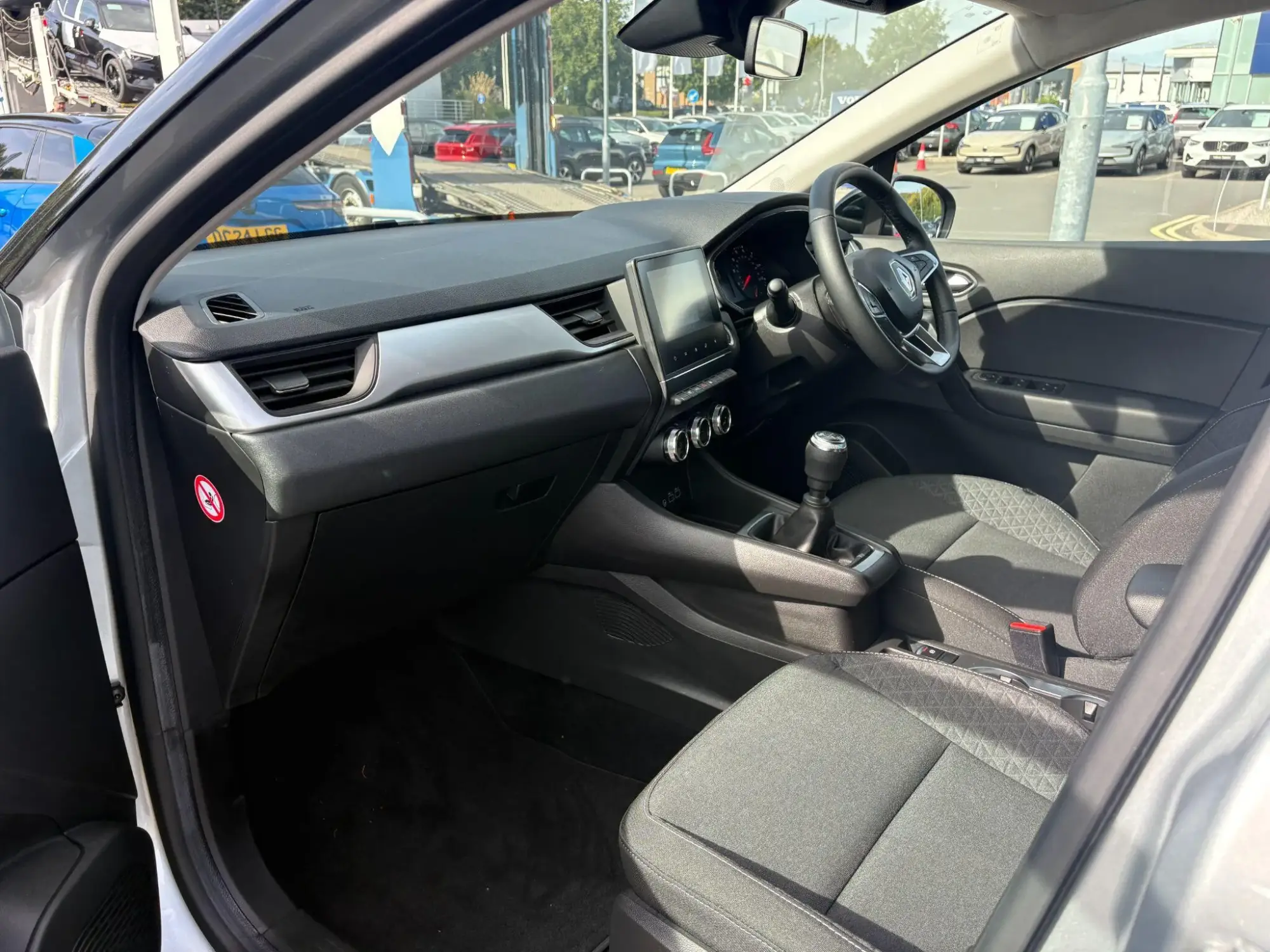 Renault Captur Image 13 Renault Captur Image 13