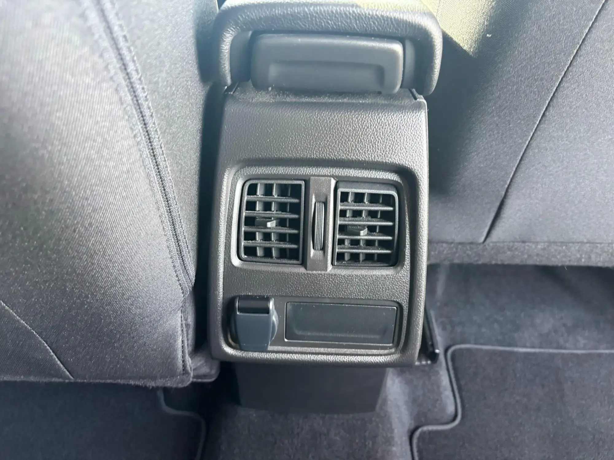 Renault Captur Image 36 Renault Captur Image 36