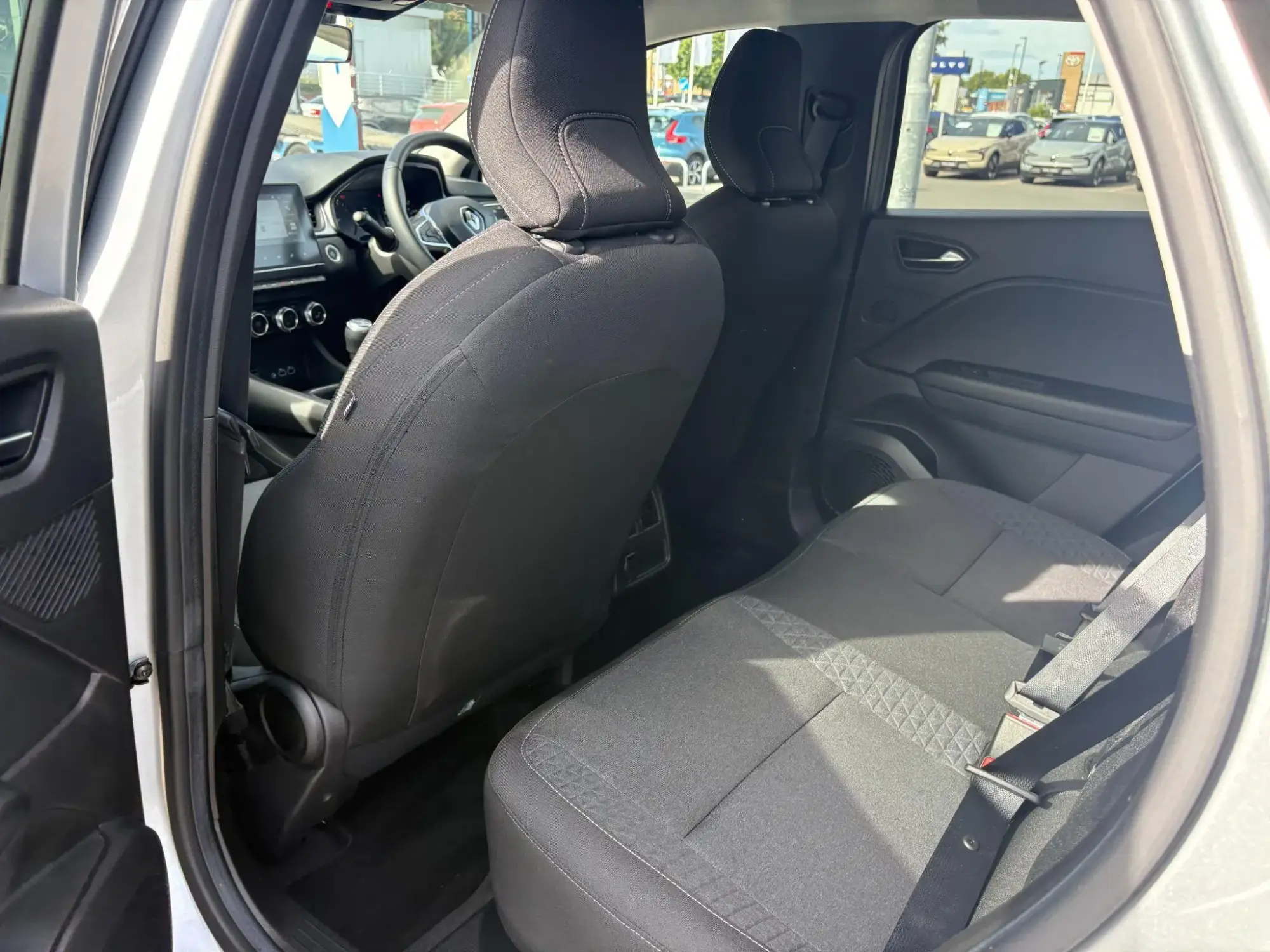 Renault Captur Image 37 Renault Captur Image 37