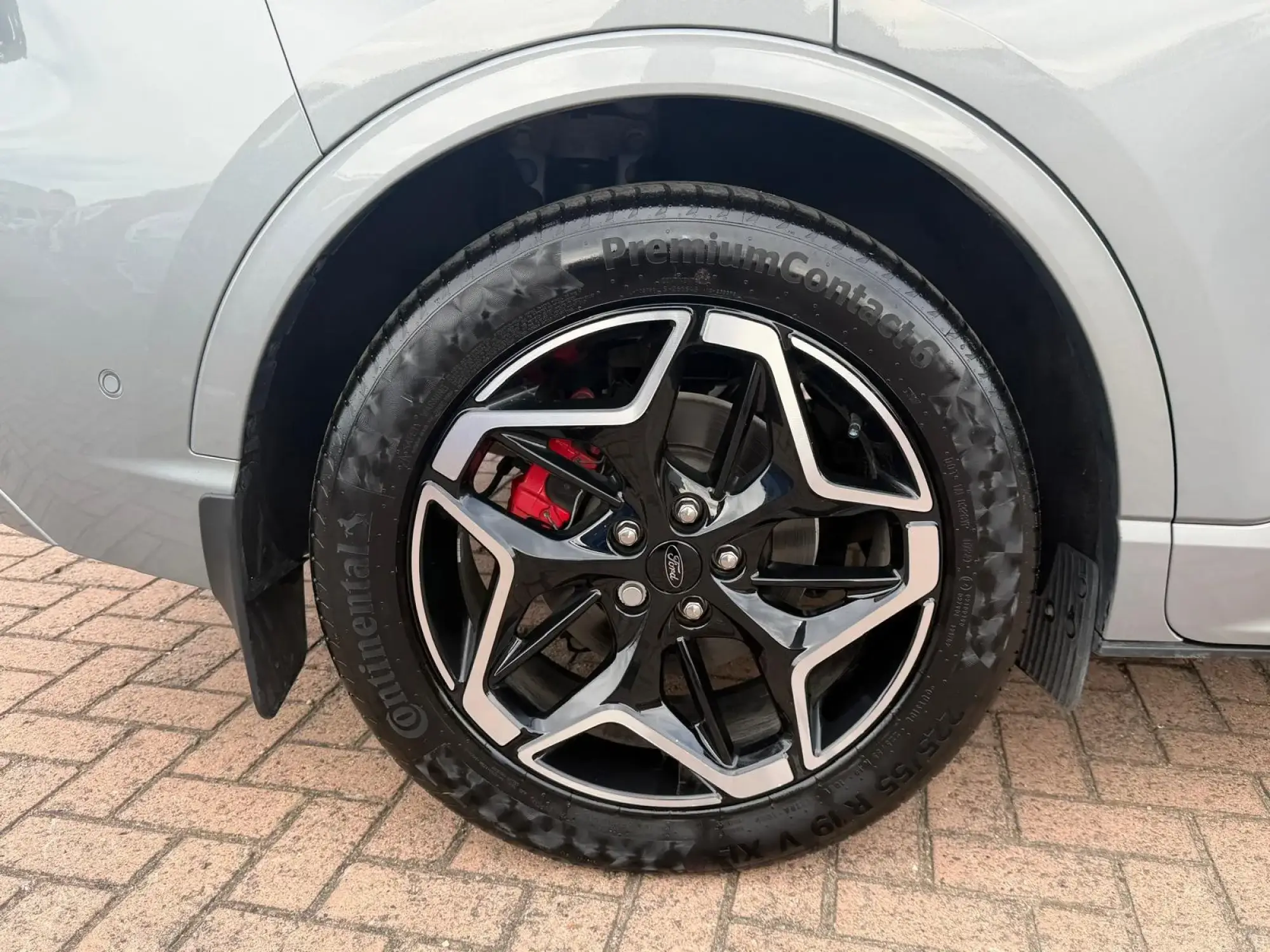 Ford Kuga Hybrid Image 18 Ford Kuga Hybrid Image 18