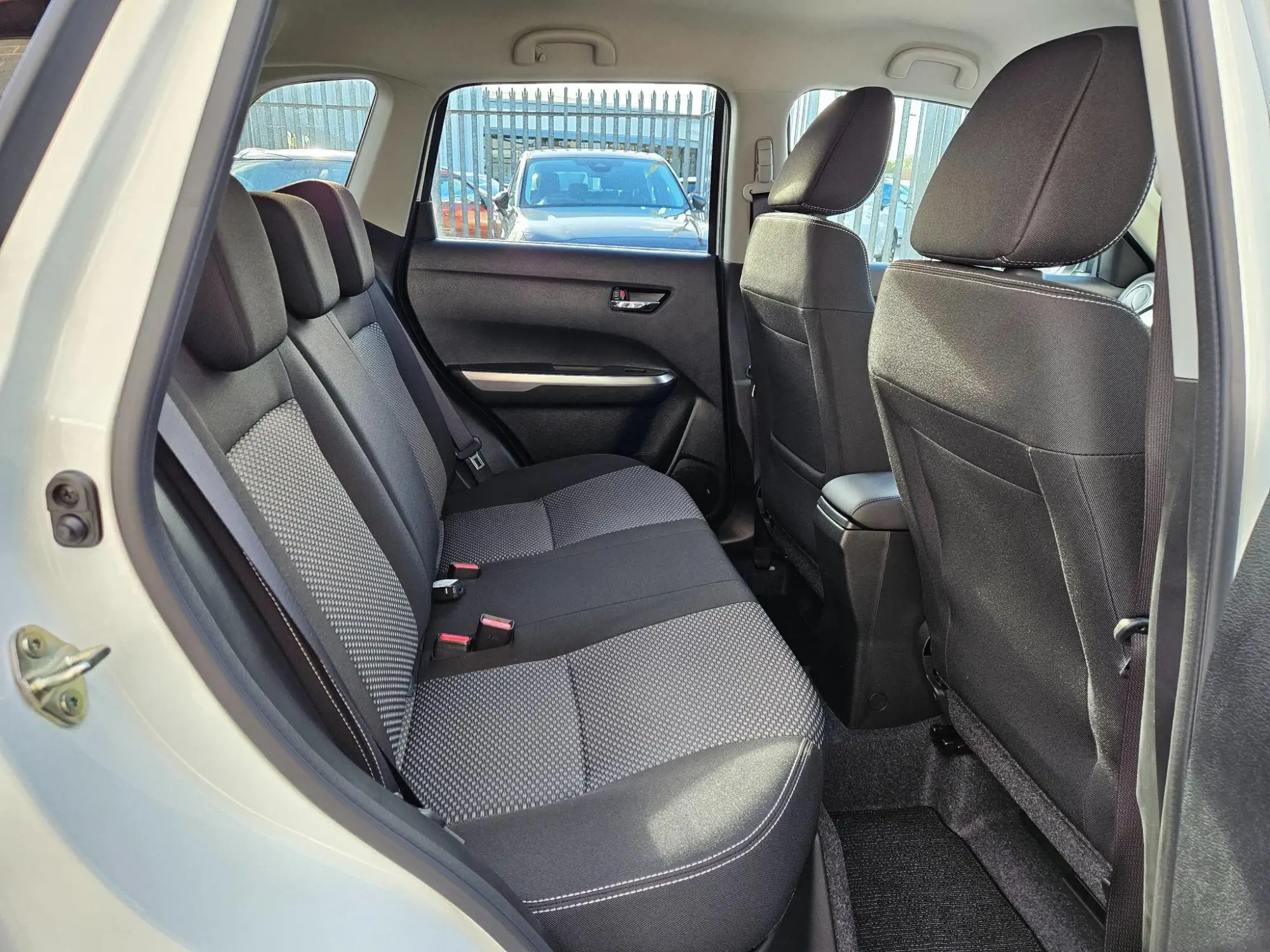 Suzuki Vitara Image 17 Suzuki Vitara Image 17