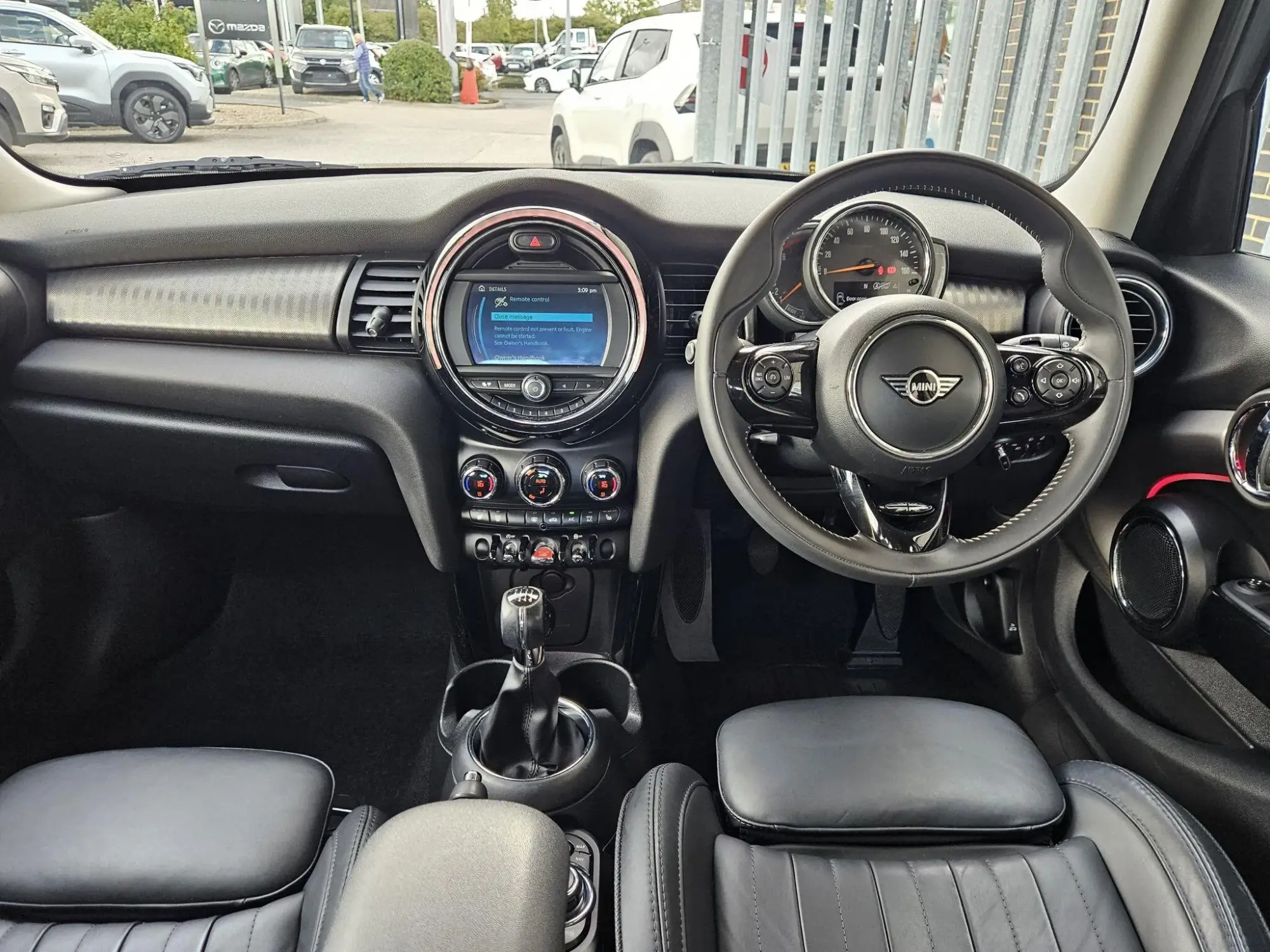 MINI Hatch Image 11